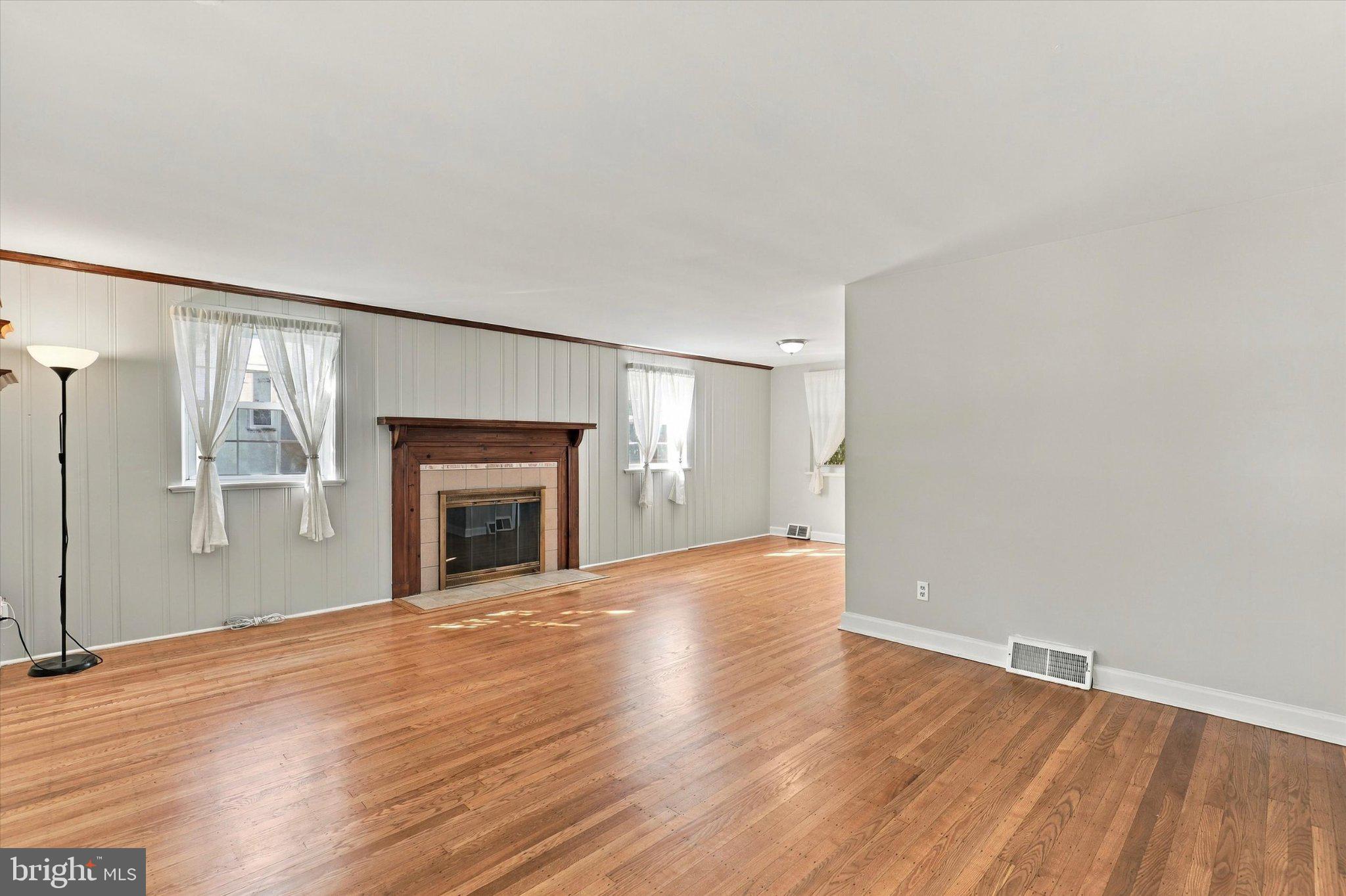 1124 HIGHLAND AVENUE