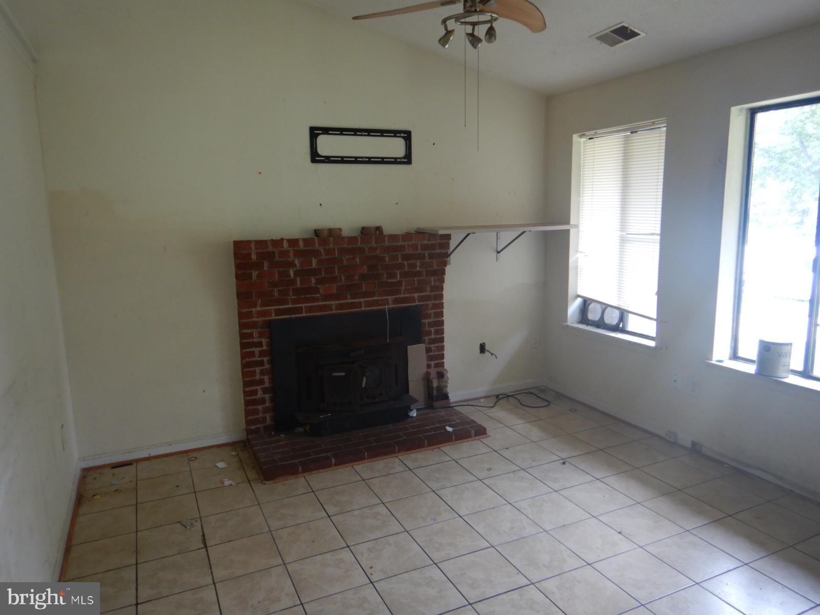 ST CHARLES HUNTINGTON - Residential