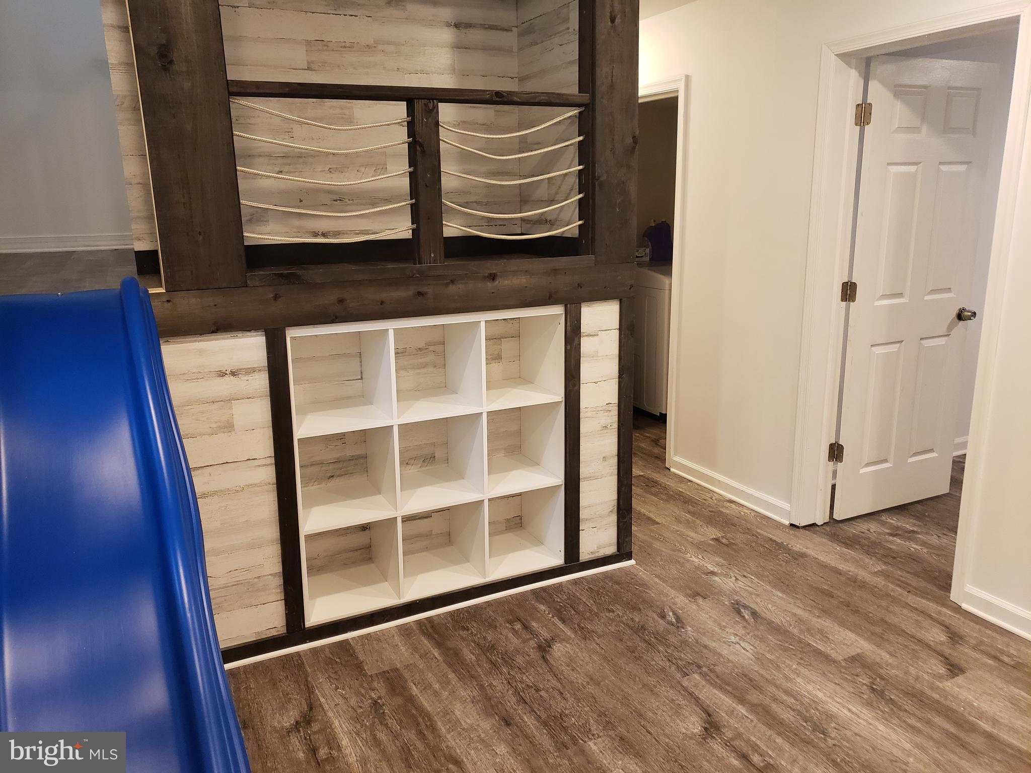 LAKE OF THE WOODS - Residential