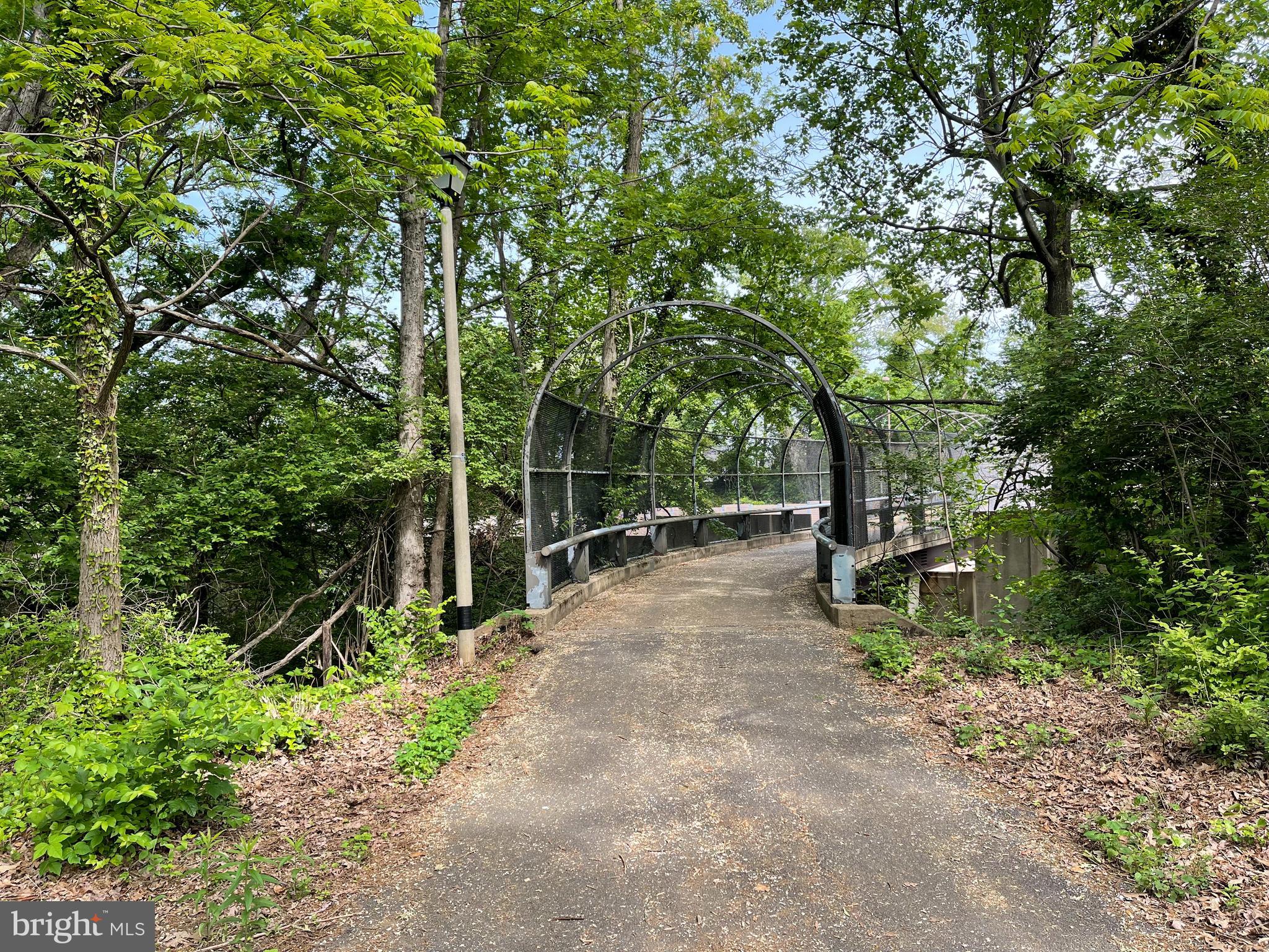 BROCKWOOD - Residential