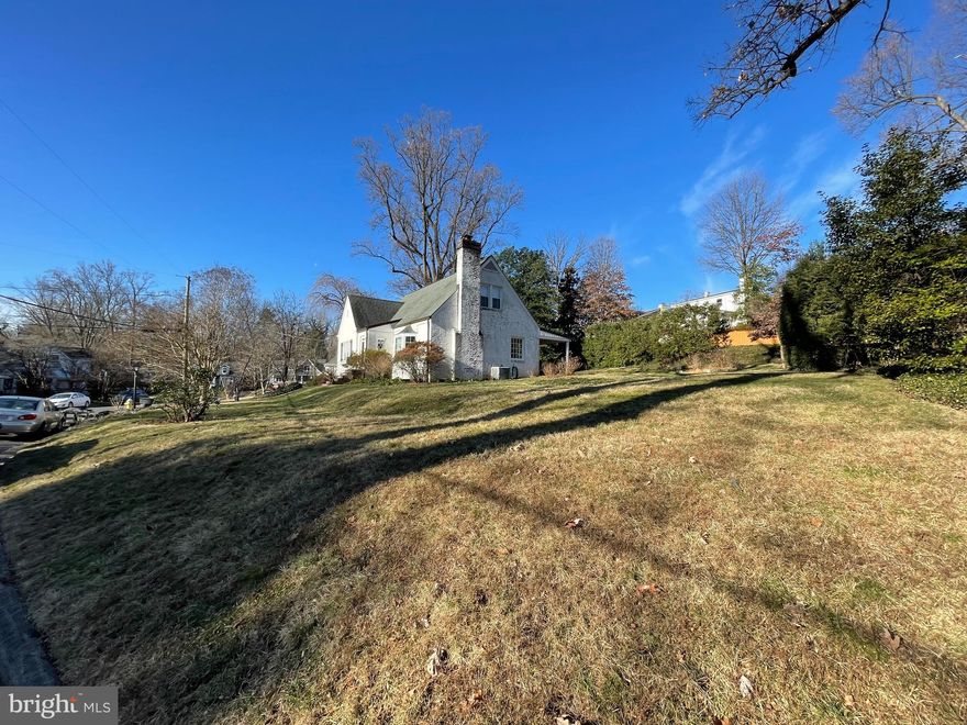 ***Remarkable Opportunity in the R-6 Zoning District*** Expansive 13,501 SF, Sun-Bathed Lot in one of Arlington's Favorite Hidden Neighborhoods*** The Highly-Desirable Southern Orientation produces Fantastic Light-Filled Rooms and has the added Bonus that Snow Melts Quickly on its Steps and Driveway*** VALUE is in the POTENTIAL of this LOT and LOCATION ***Such a Great Place for an OUTDOORSY Lifestyle in a FRIENDLY Neighborhood with TREE-Lined, NO-THRU STREETS***Steps to 100's of acres of PARKLAND (Bon Air and Bluemont) with access to 4 TRAILS (WO&D, Custis, Four Mile Run and Bluemont Junction)*** ULTRA-CONVENIENT Location Minutes to *** BALLSTON QUARTER with METRO*** Eateries, Nightlife, Movies, Shopping, Capitals Iceplex ***  WESTOVER Village with the Italian Store, Beer Garden, Lebanese Taverna, Lost Dog Cafe, Westover Taco, Bakery, Sunday Farmers' Market, etc.  *** Easy commute to DC, Pentagon, Rosslyn, Tysons, National Landing, Amazon HQ2, Alexandria, etc. ***Do NOT Miss this Incomparable Property***