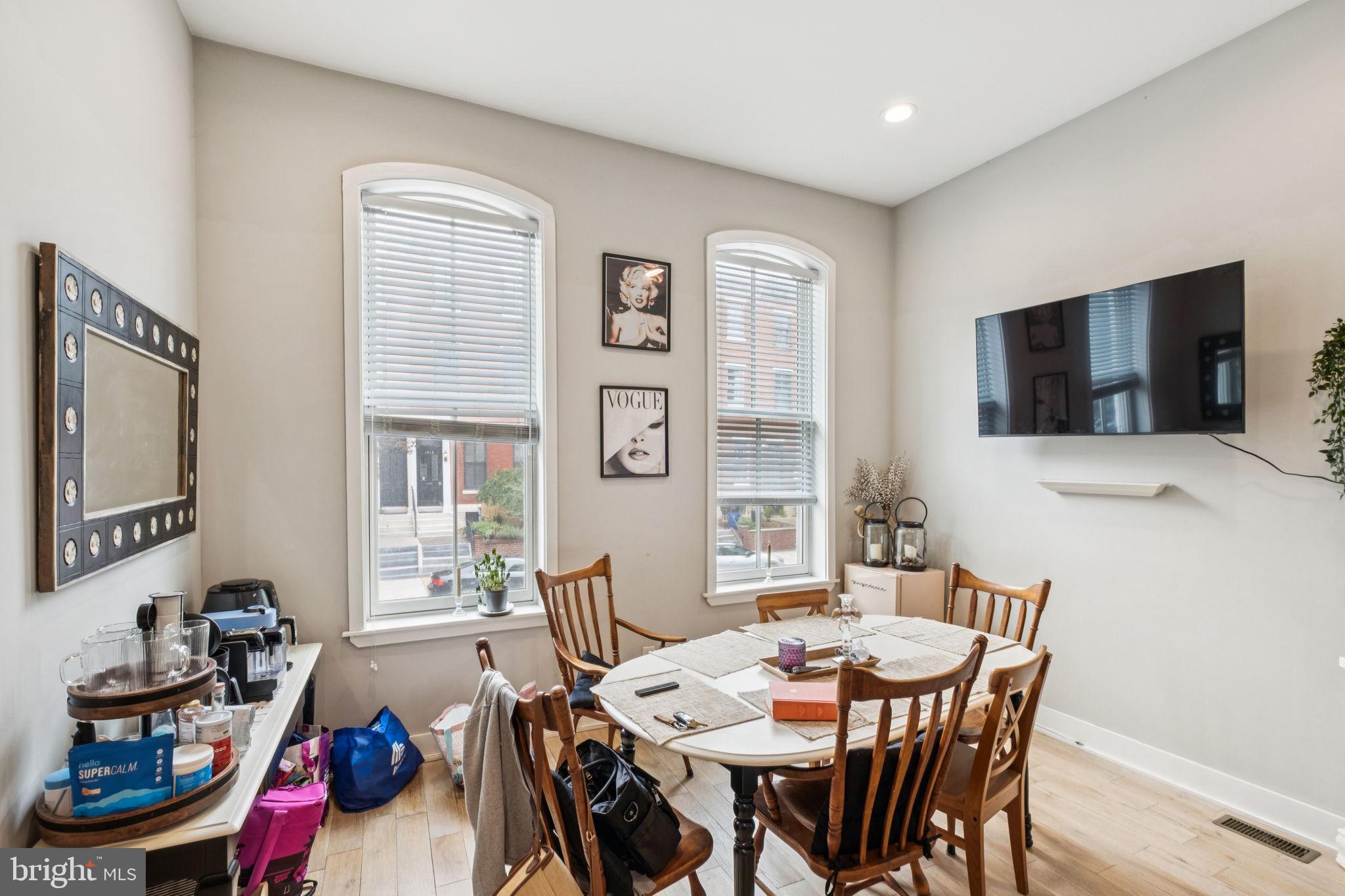 FAIRMOUNT - Residential Income