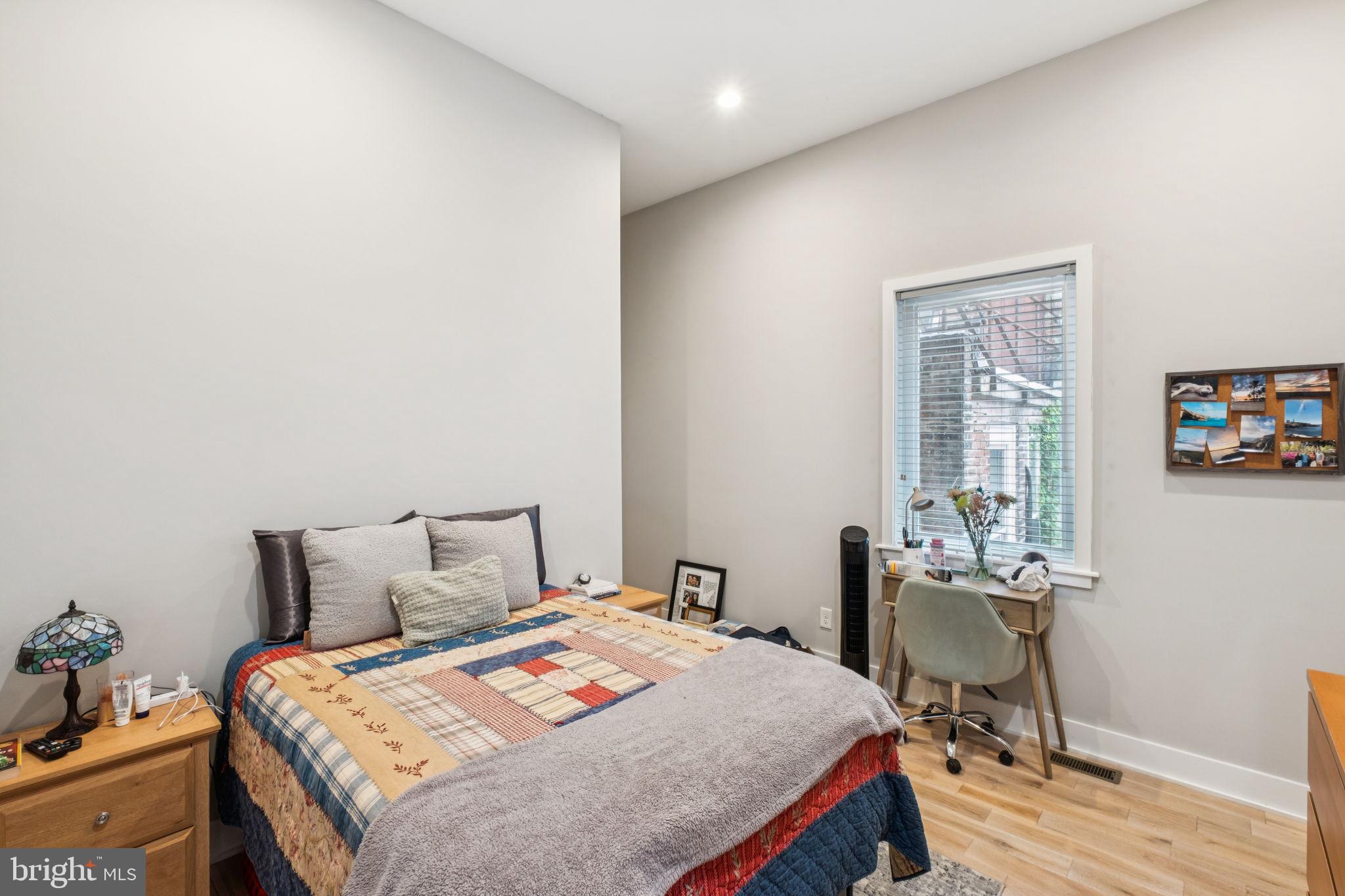 FAIRMOUNT - Residential Income