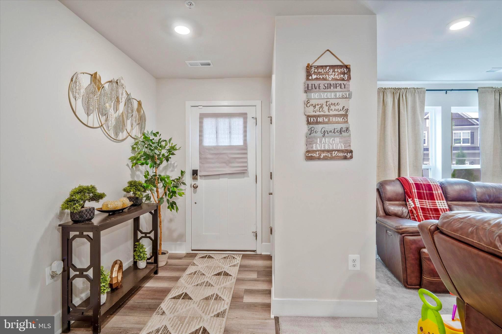 4195 JK ROWLING CT