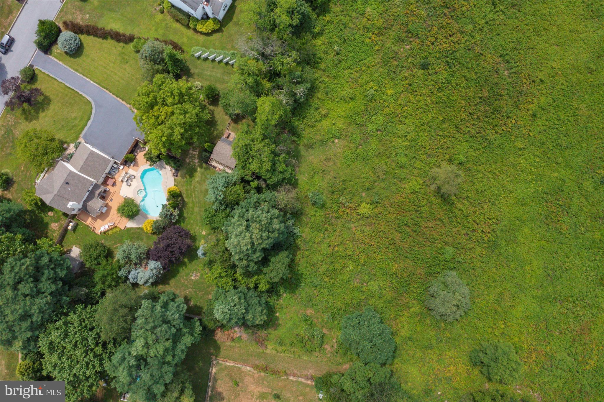 DEER CROSSING - Residential