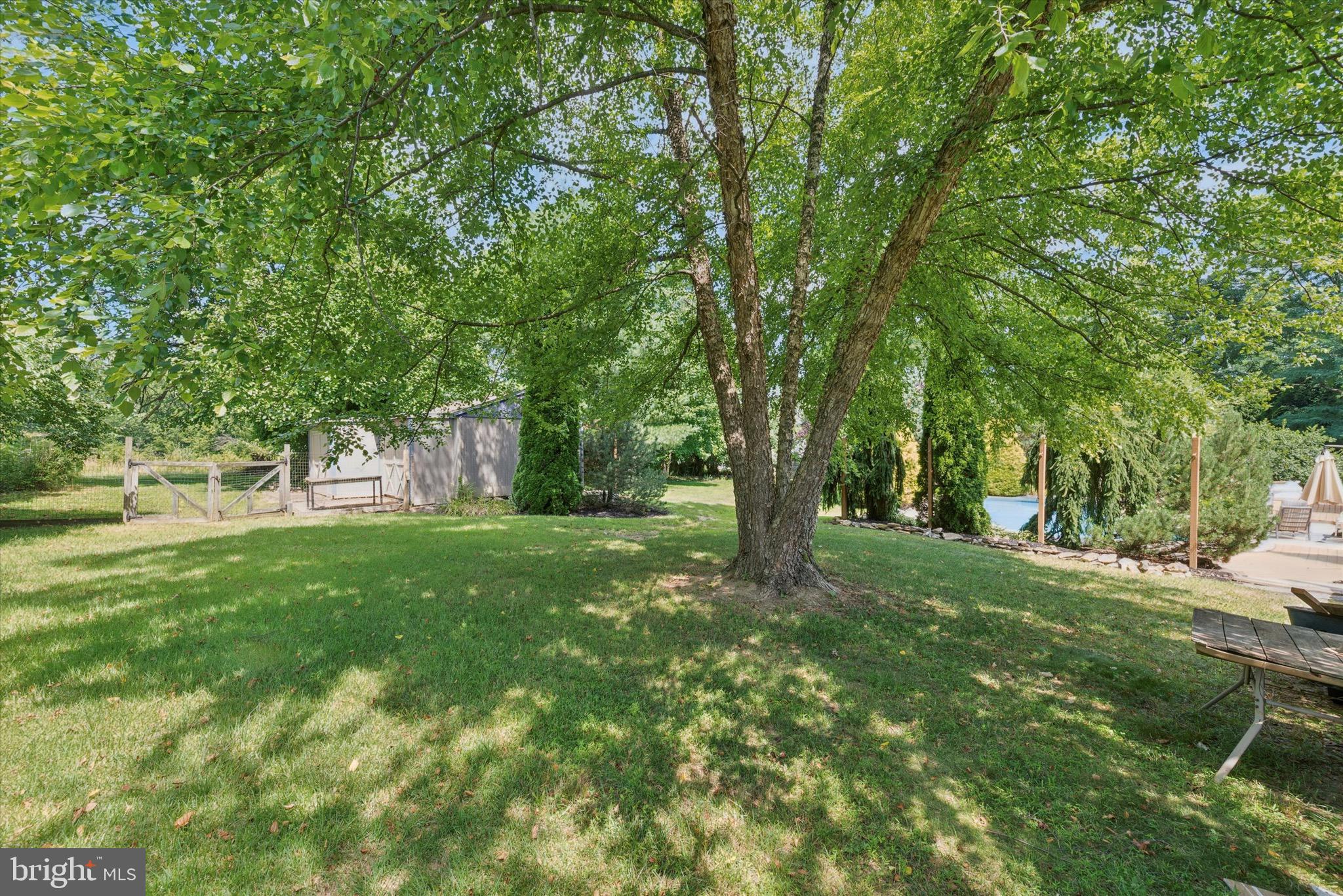 DEER CROSSING - Residential