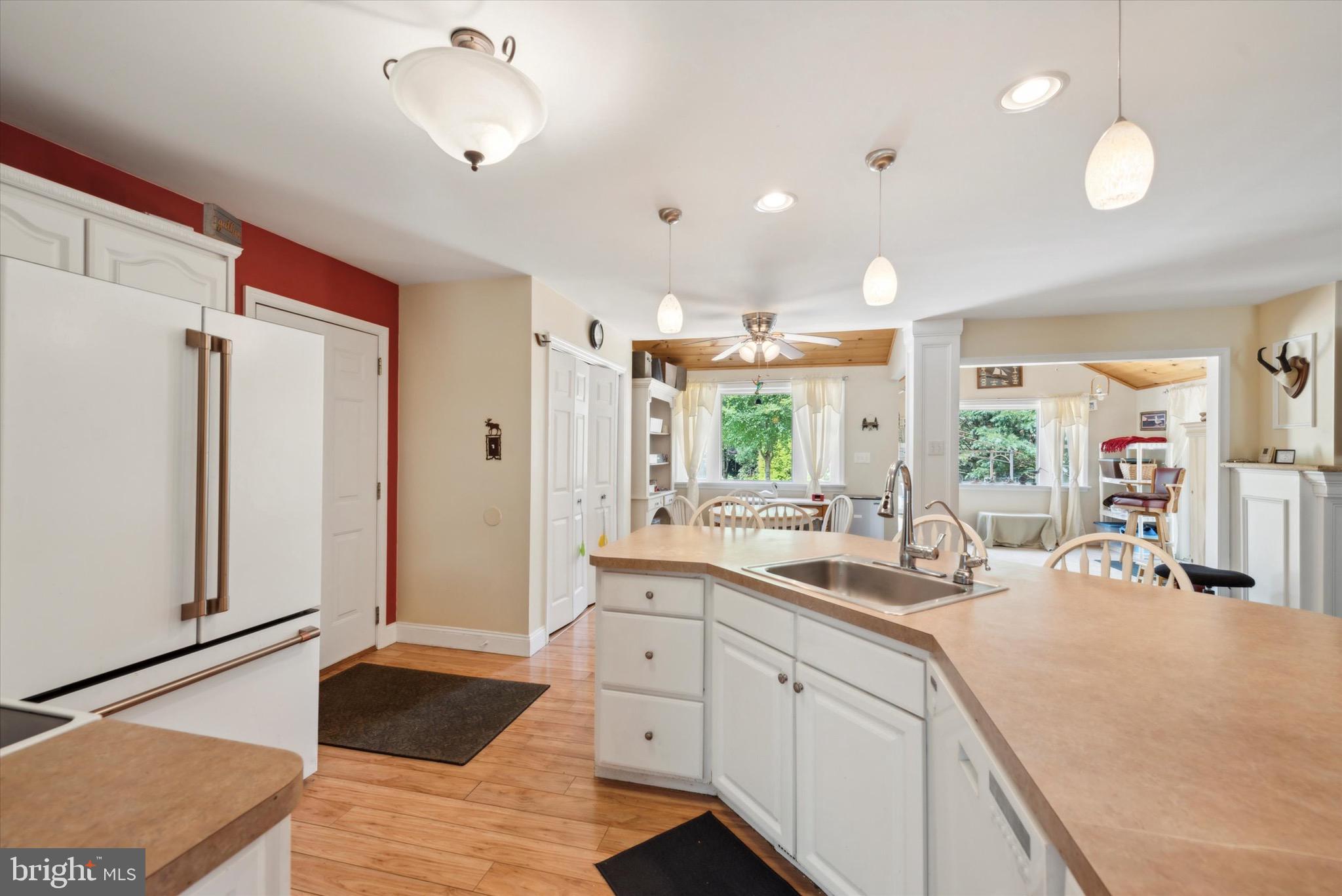 DEER CROSSING - Residential