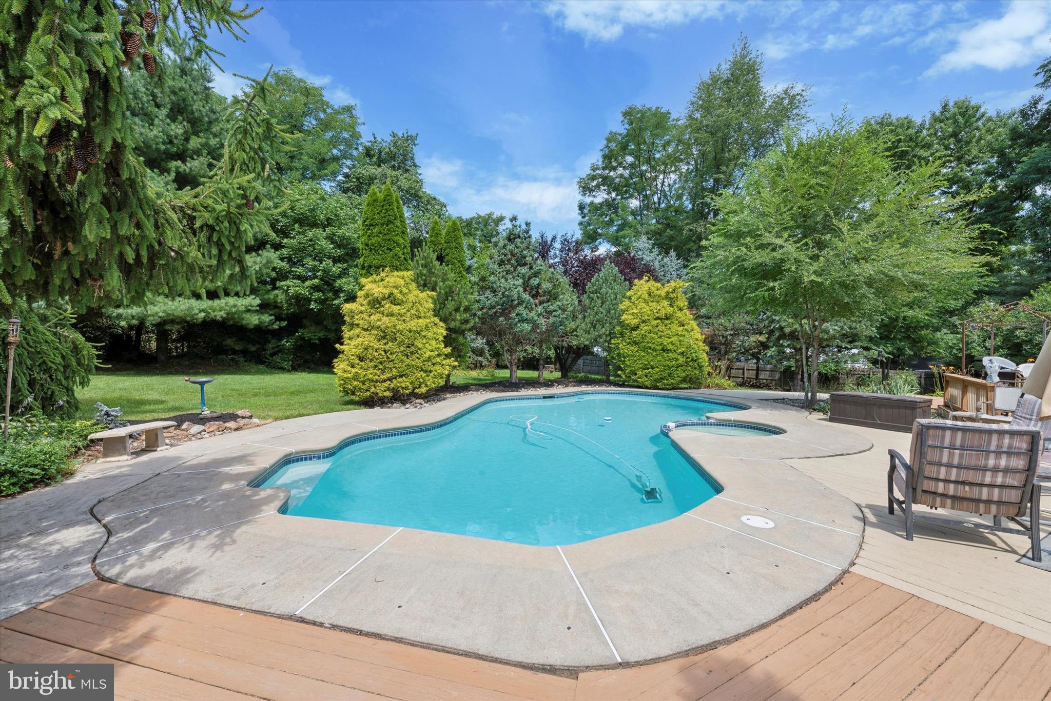 DEER CROSSING - Residential