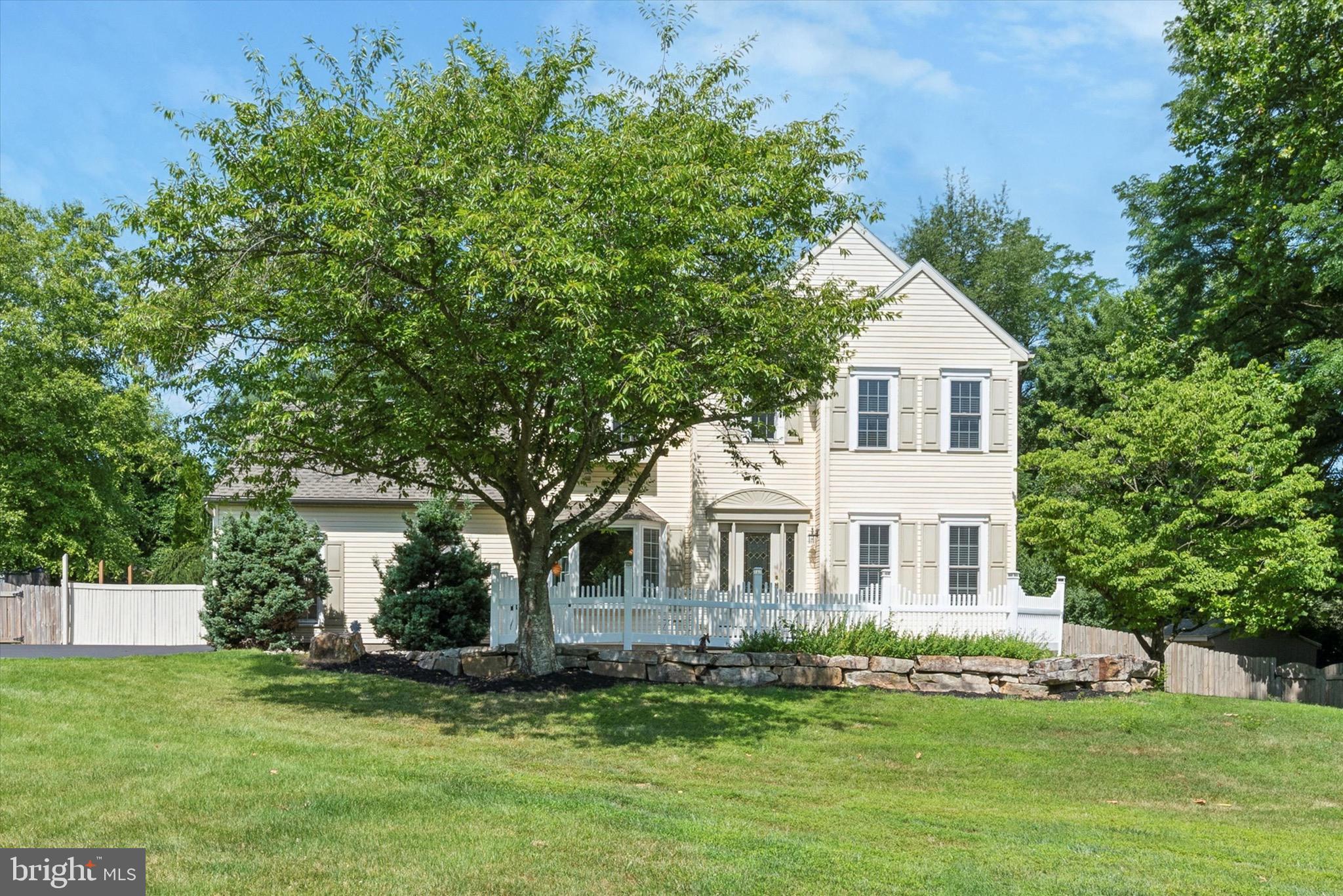 DEER CROSSING - Residential