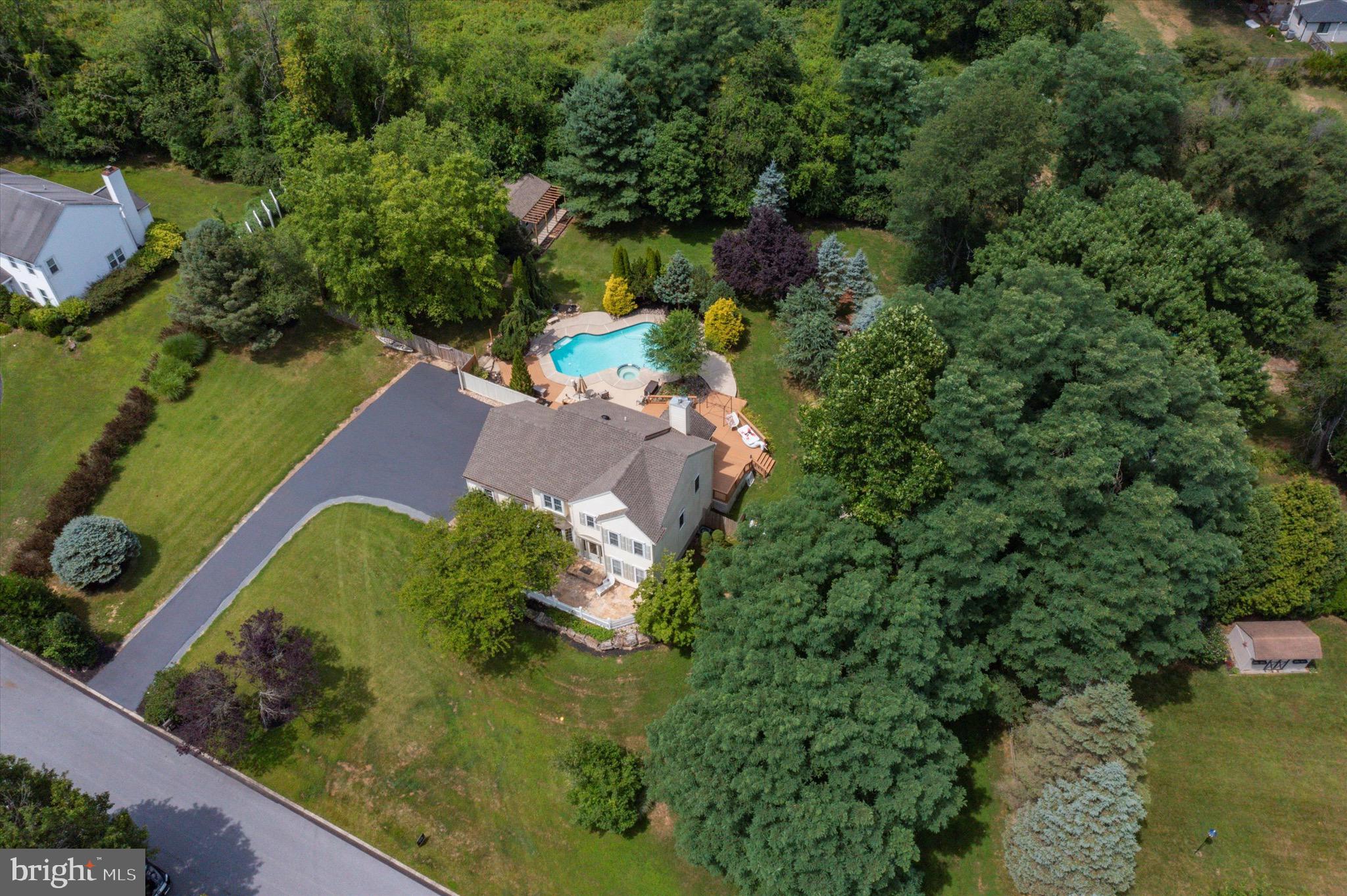 DEER CROSSING - Residential