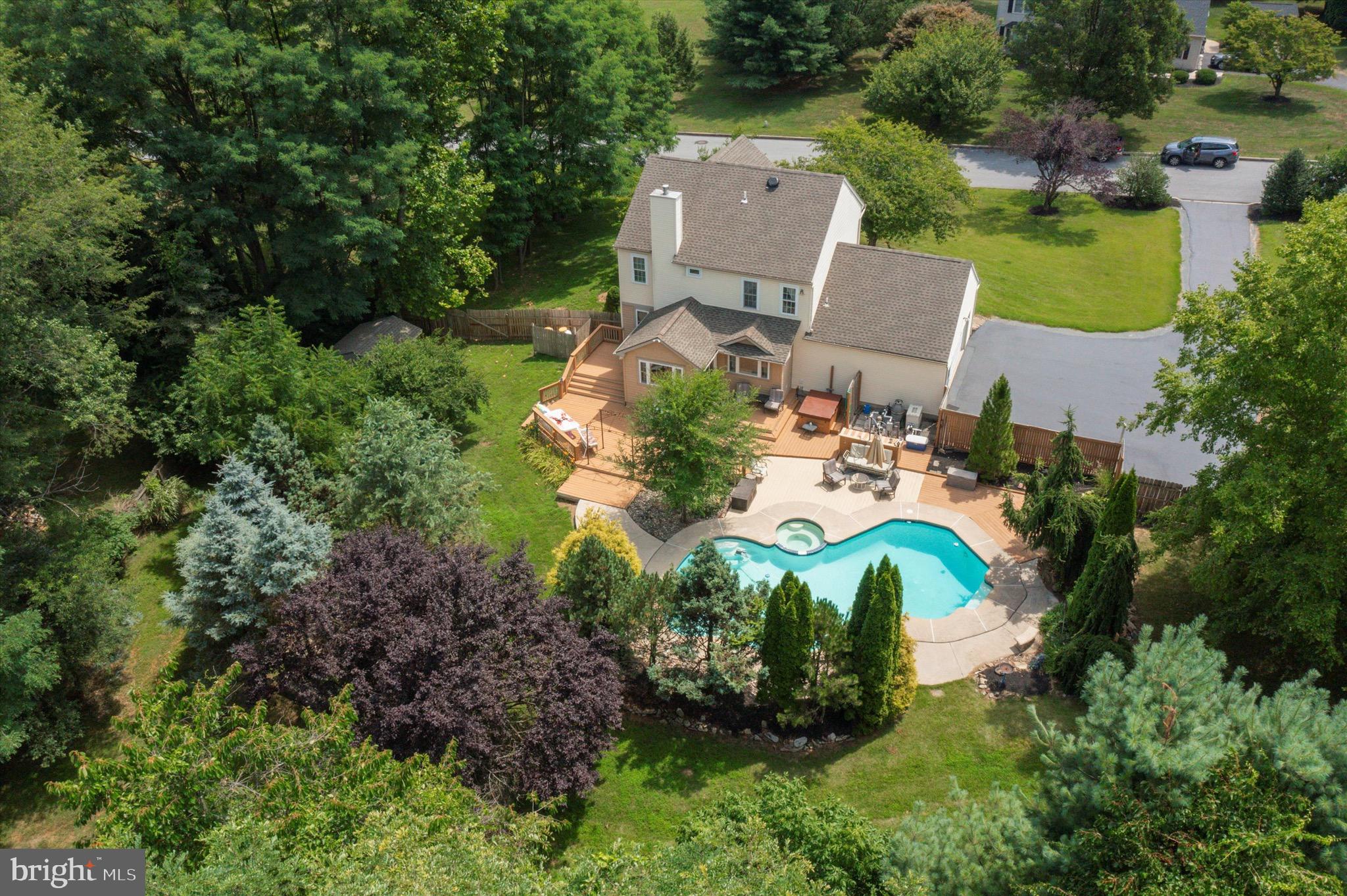 DEER CROSSING - Residential