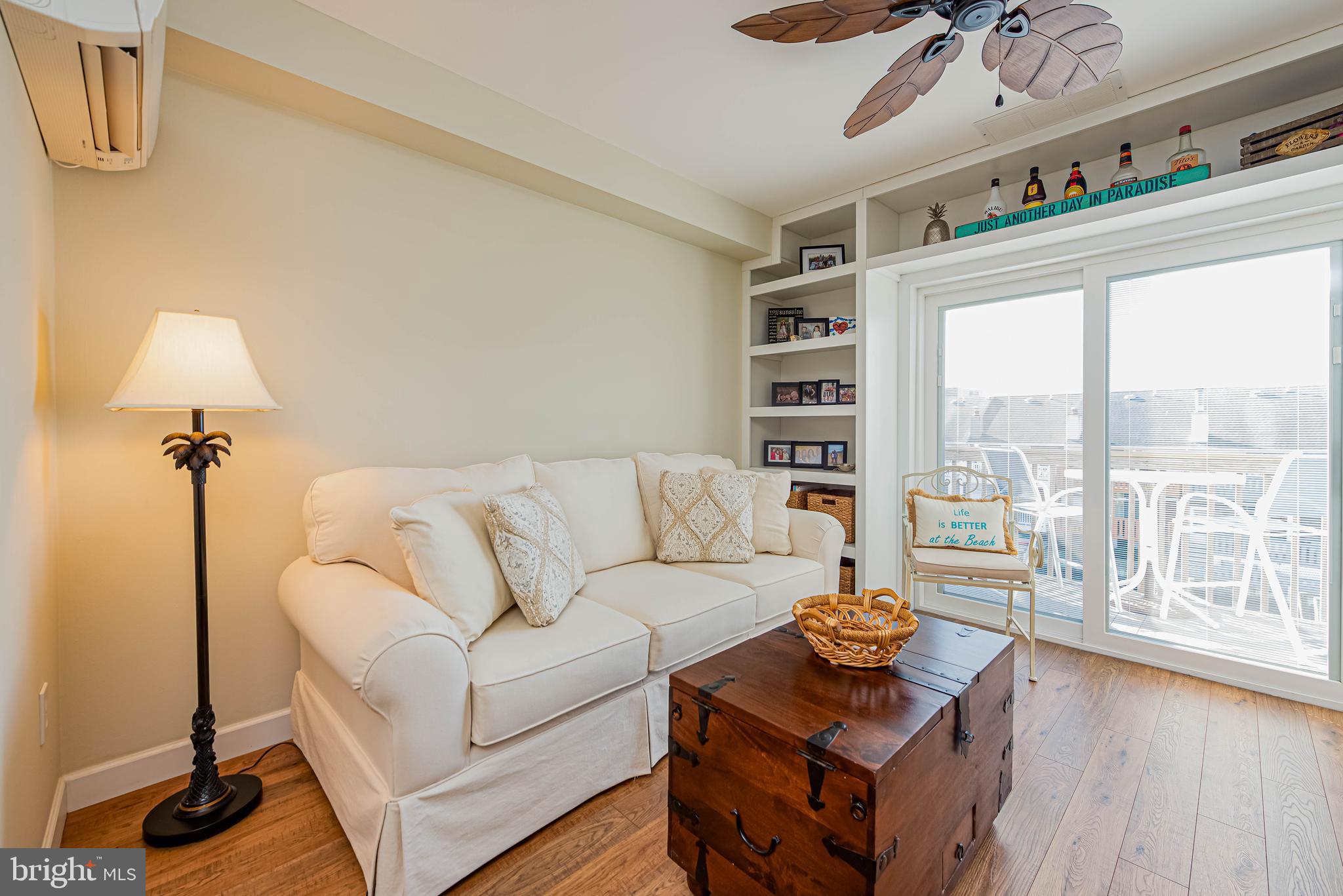 CAINE HARBOR MILE - Residential