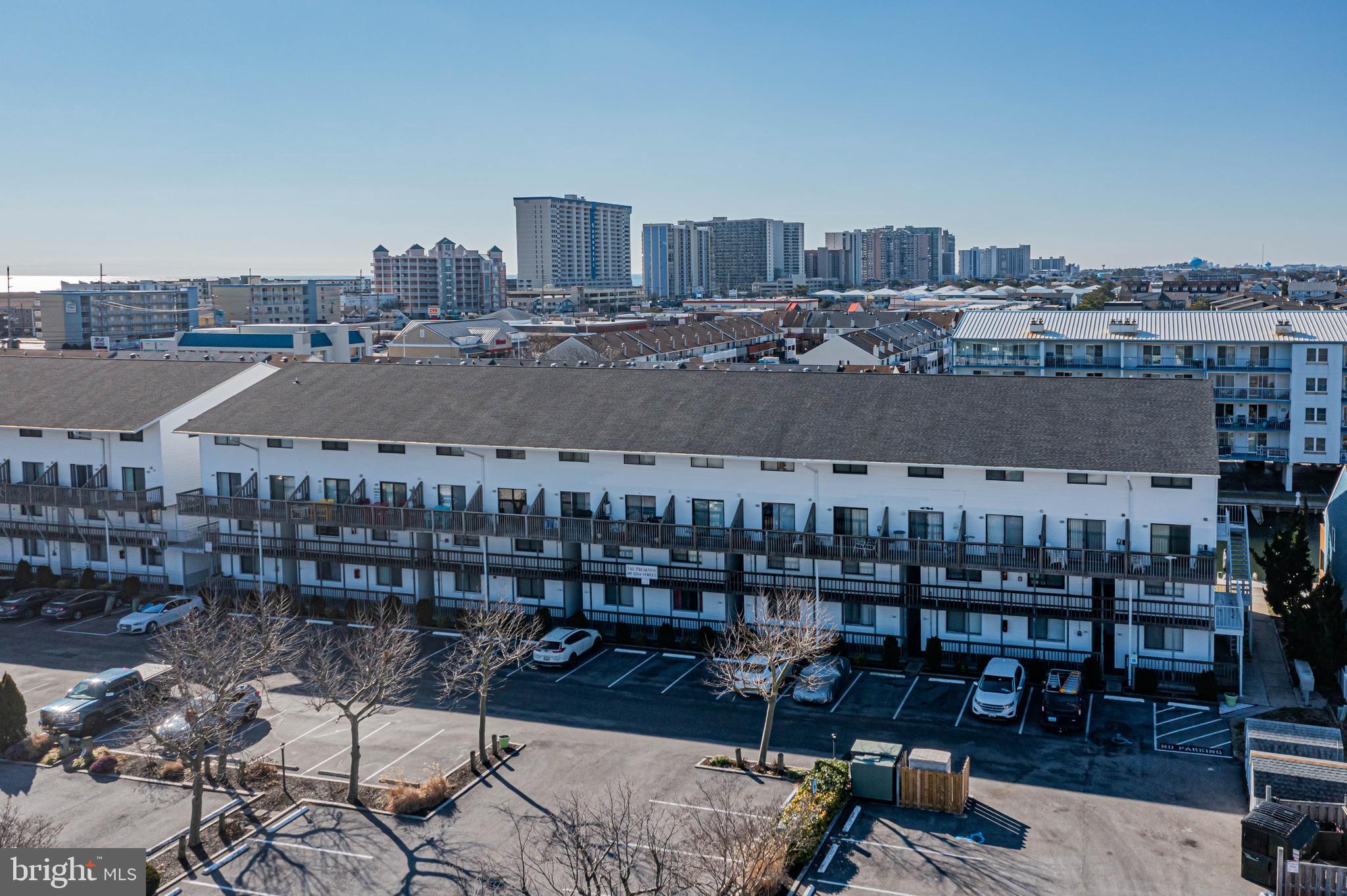 CAINE HARBOR MILE - Residential