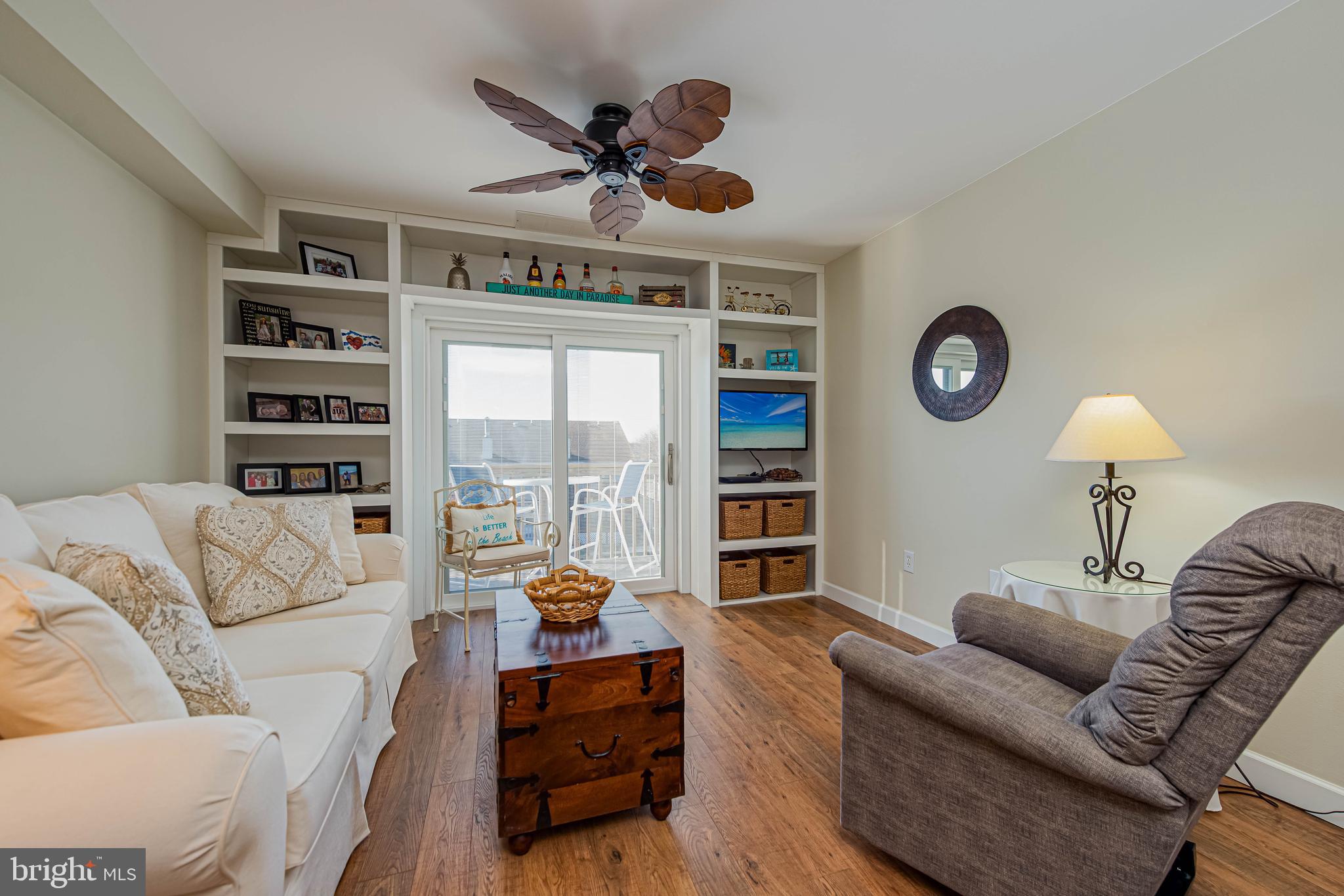 CAINE HARBOR MILE - Residential