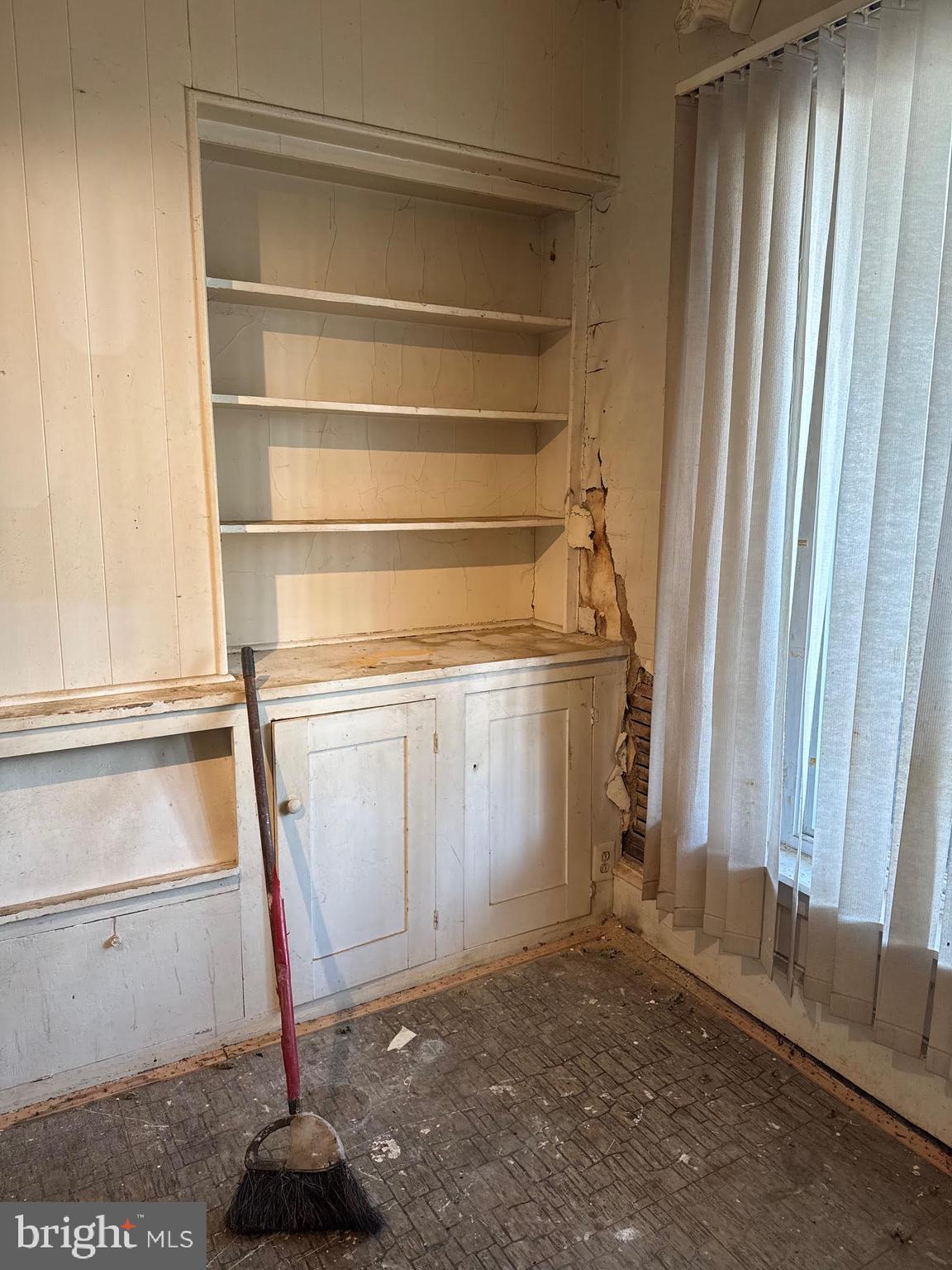 GERMANTOWN (WEST) - Residential