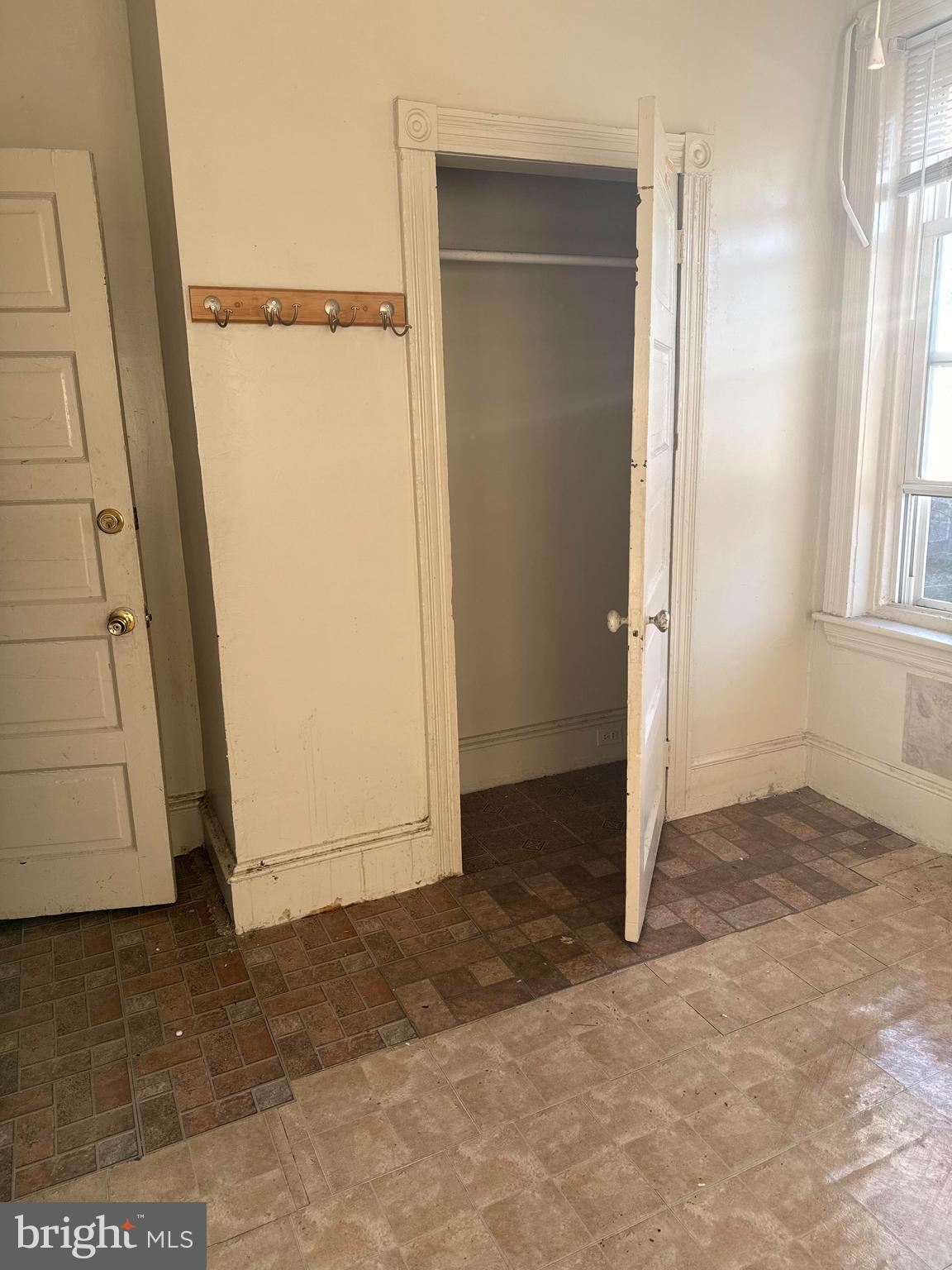 GERMANTOWN (WEST) - Residential