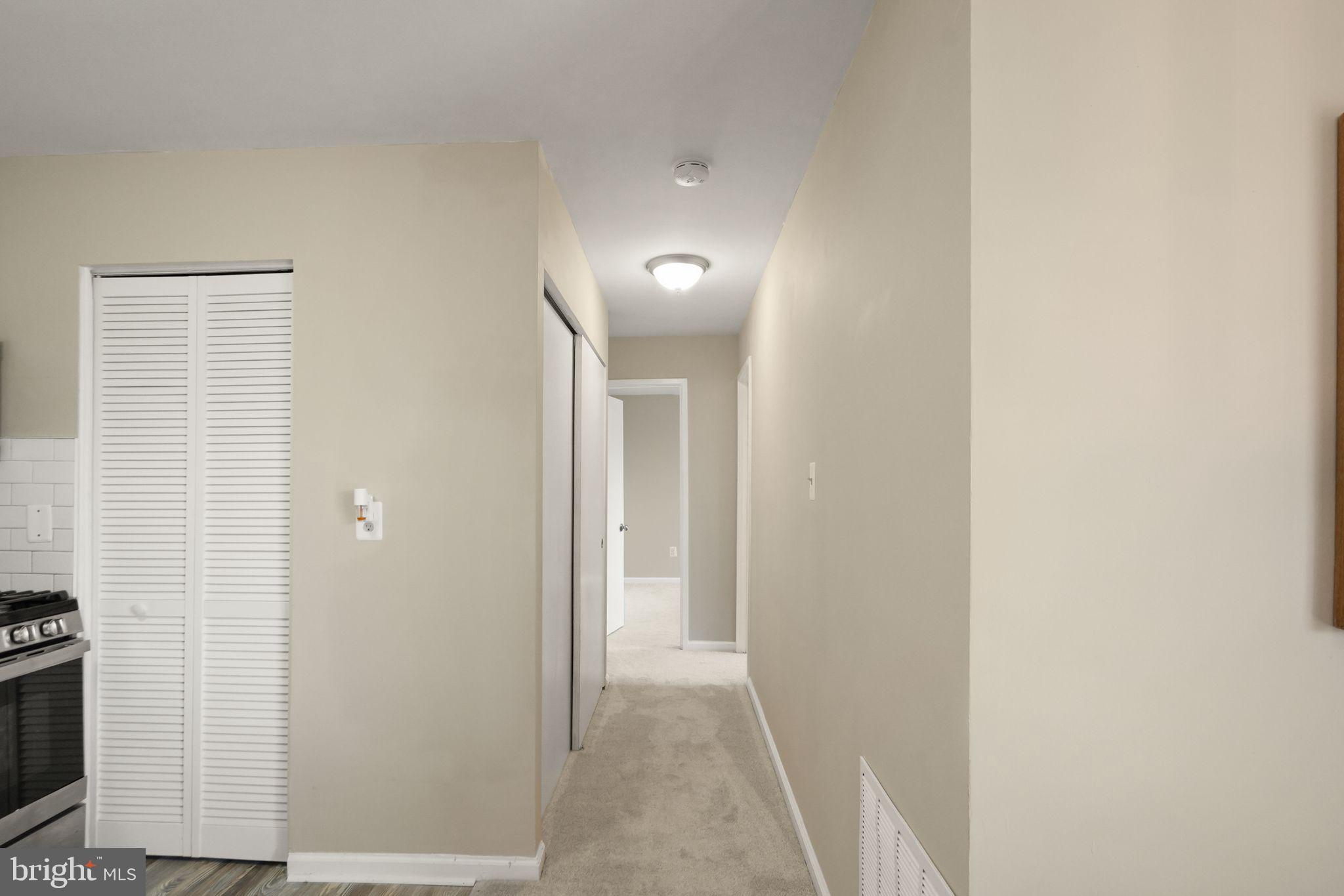 LITTLE RIVER SQUARE - Residential