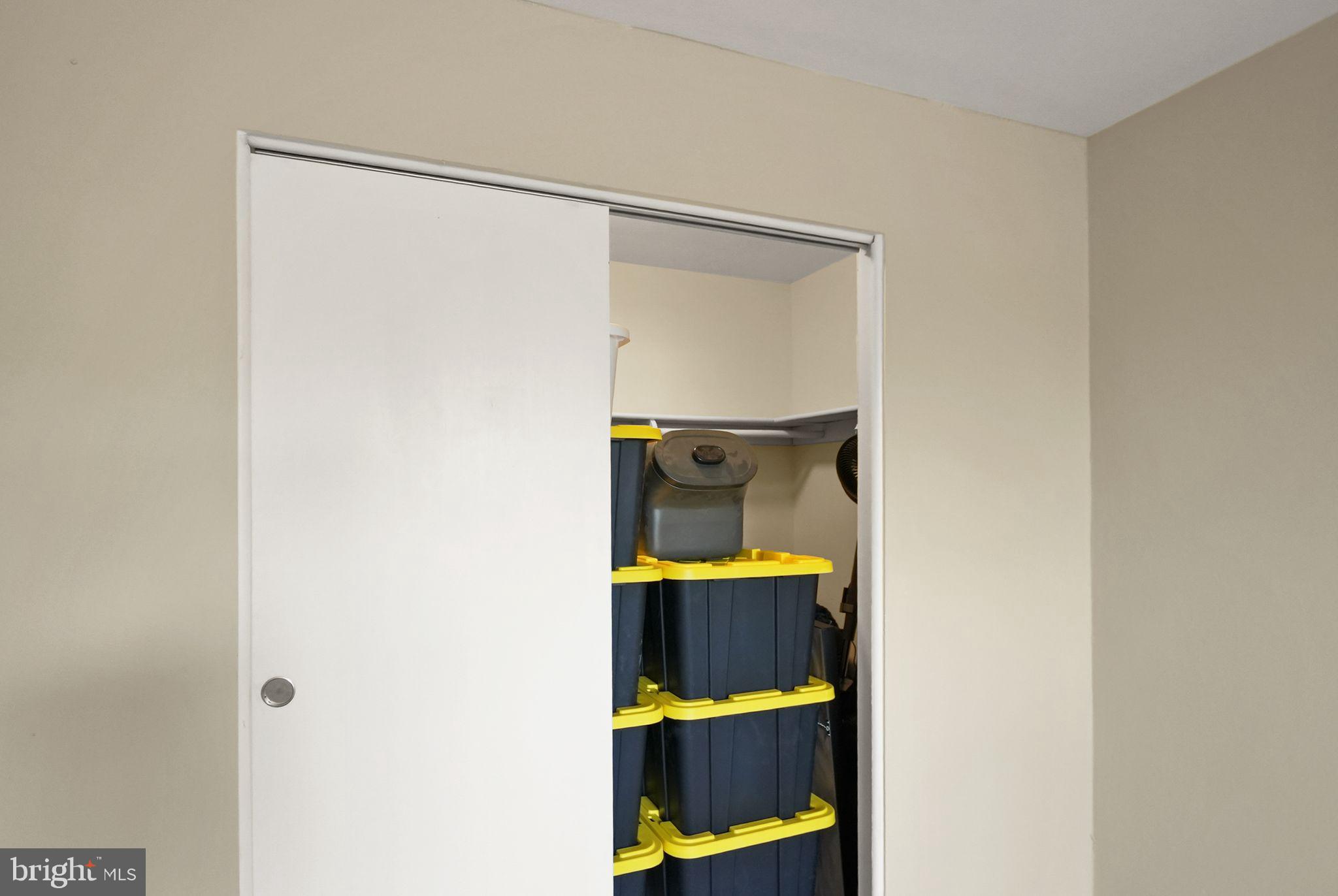 LITTLE RIVER SQUARE - Residential