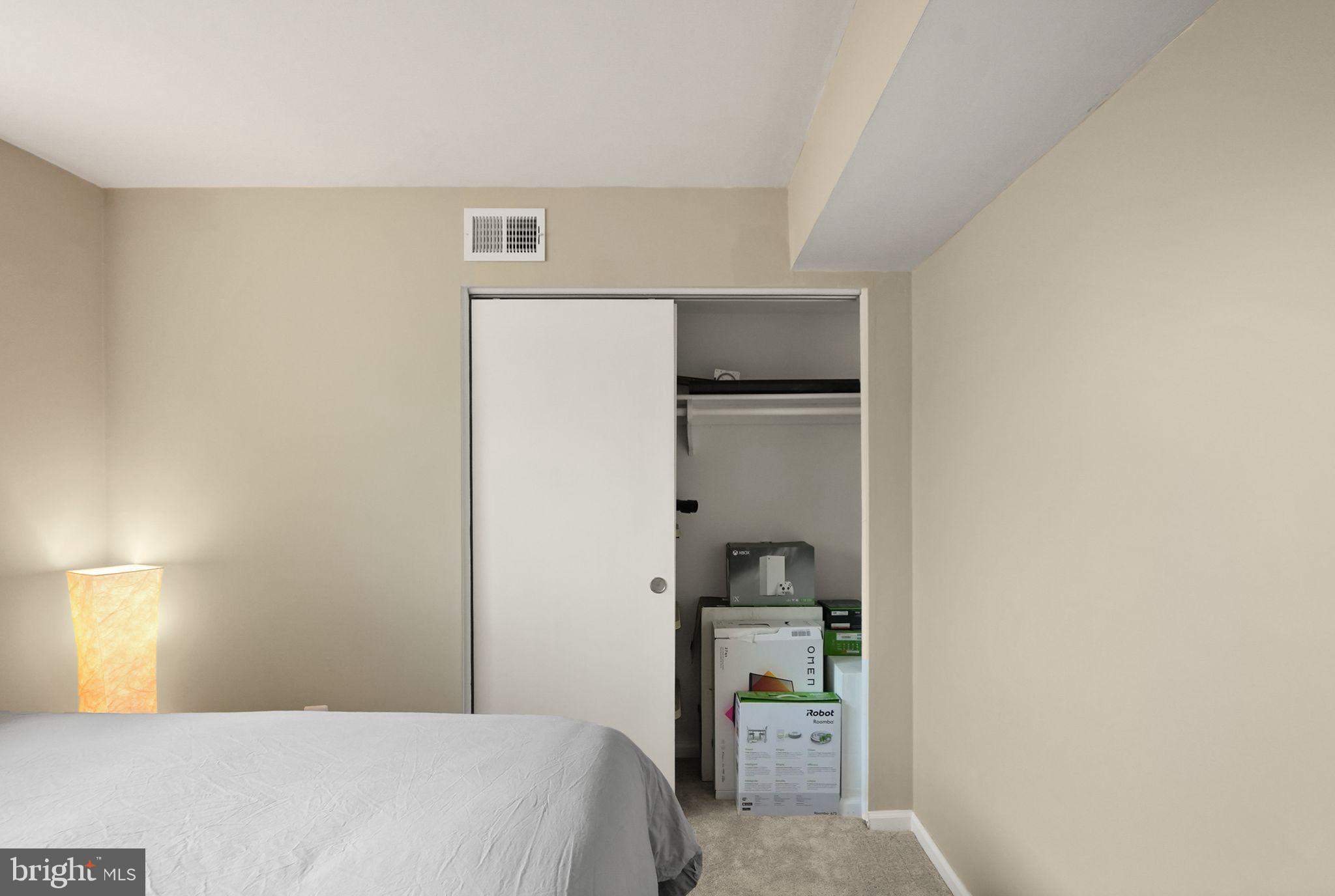 LITTLE RIVER SQUARE - Residential