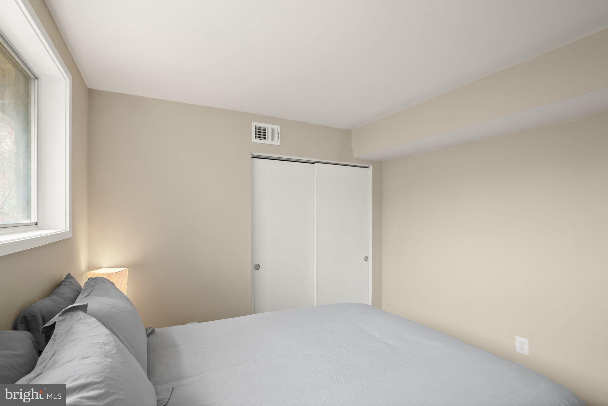 LITTLE RIVER SQUARE - Residential