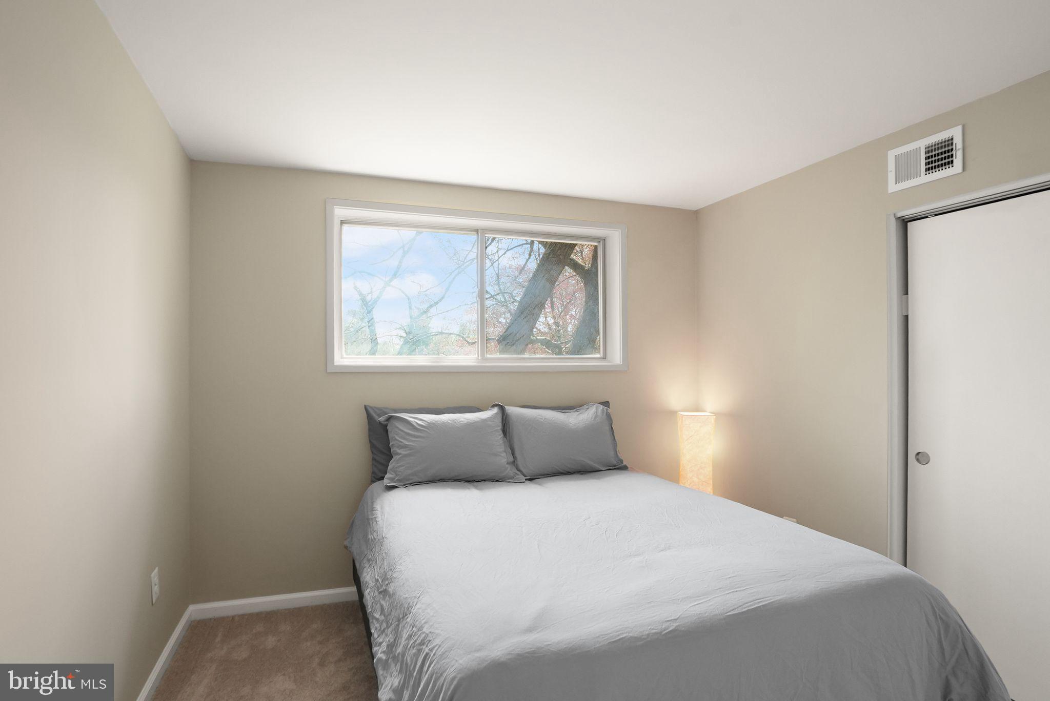 LITTLE RIVER SQUARE - Residential