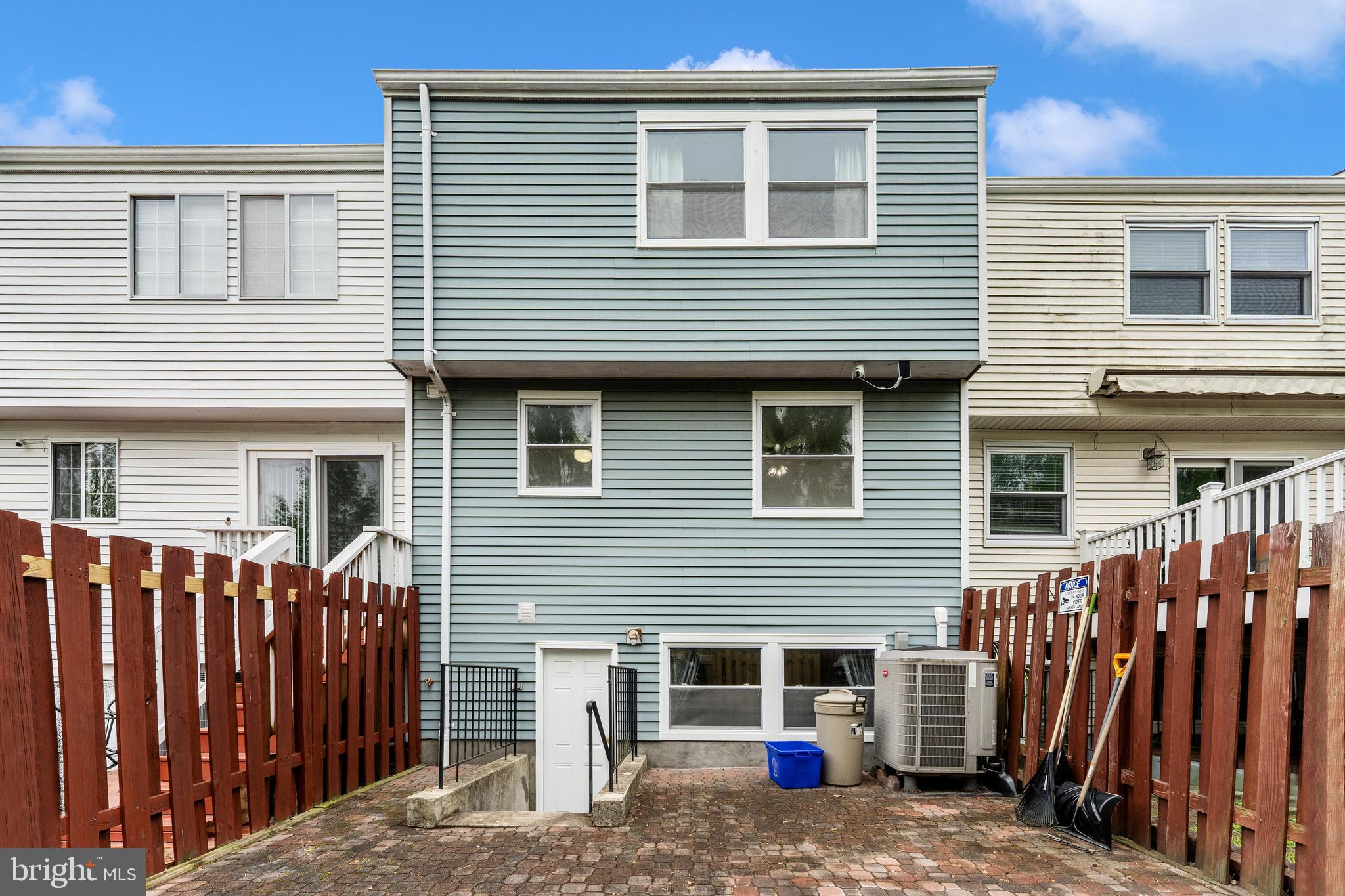 FARMBROOK - Residential