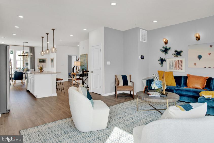 WOODYARD - Residential