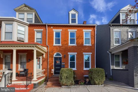 Photo of 657 W Orange Street, LANCASTER, PA 17603 (MLS # PALA2078526)