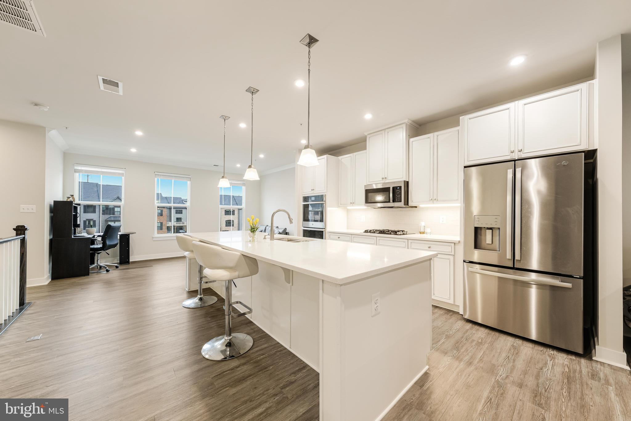 FOSTER'S GLEN - Residential Lease