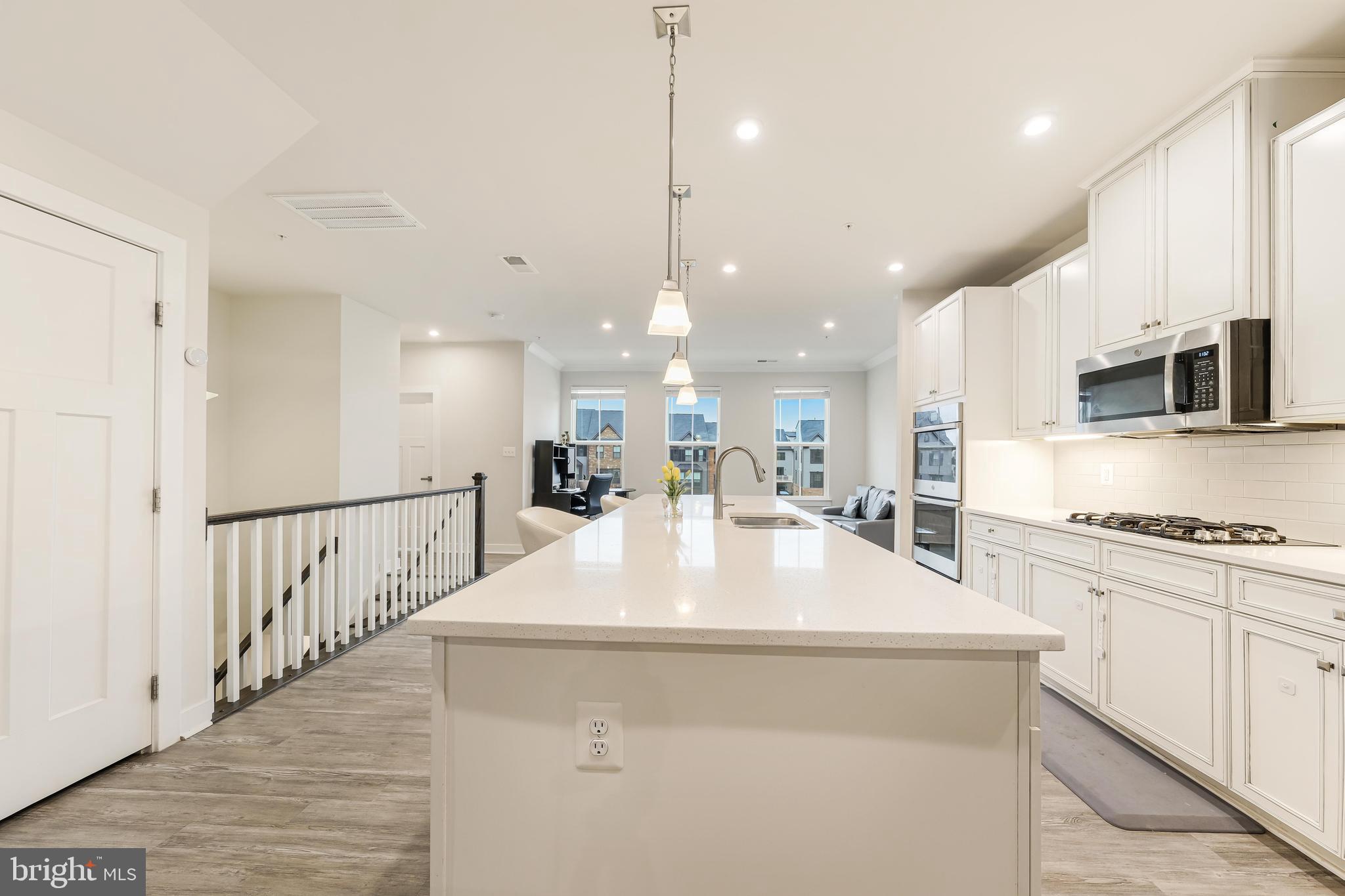 FOSTER'S GLEN - Residential Lease