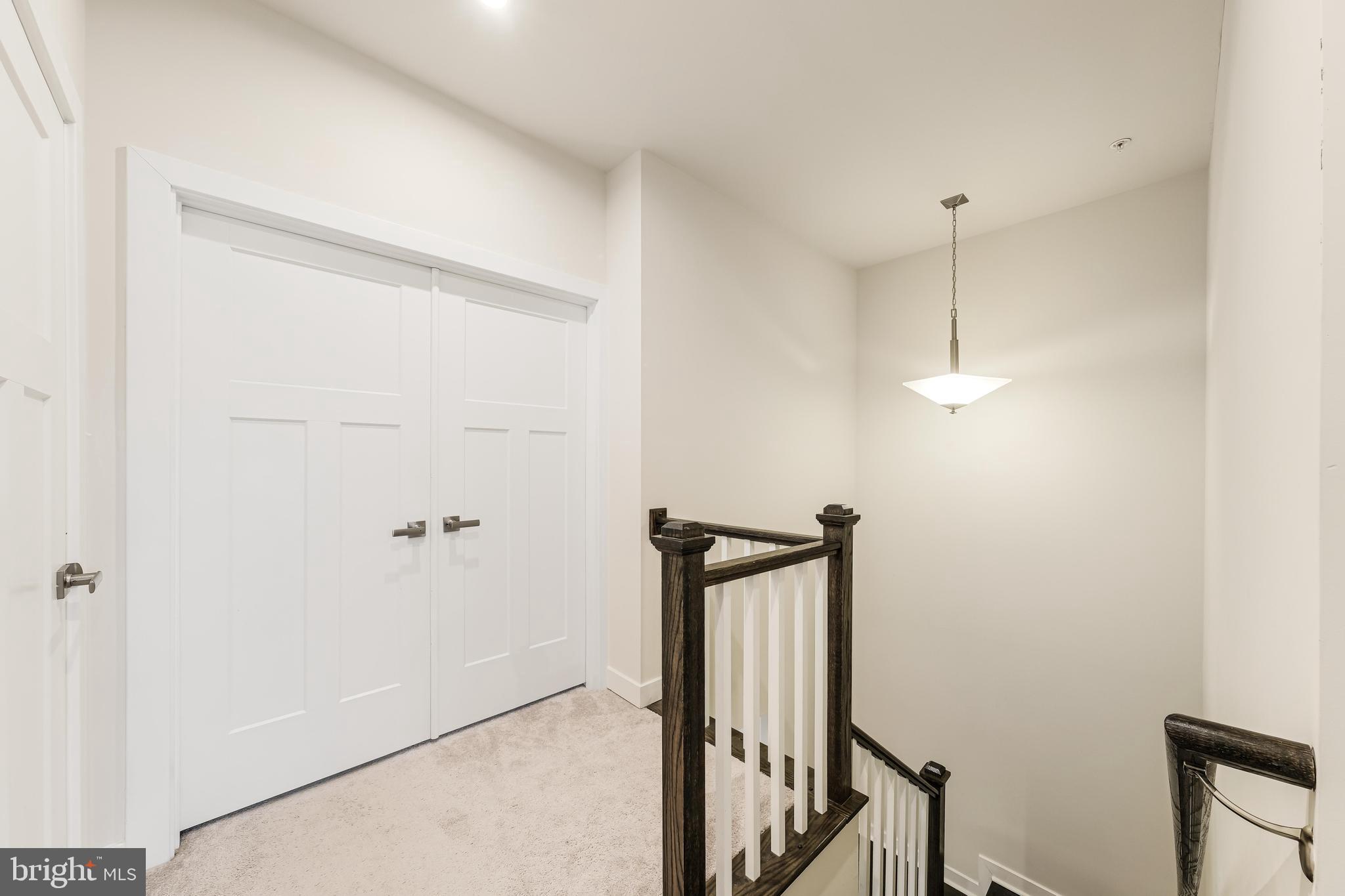 FOSTER'S GLEN - Residential Lease