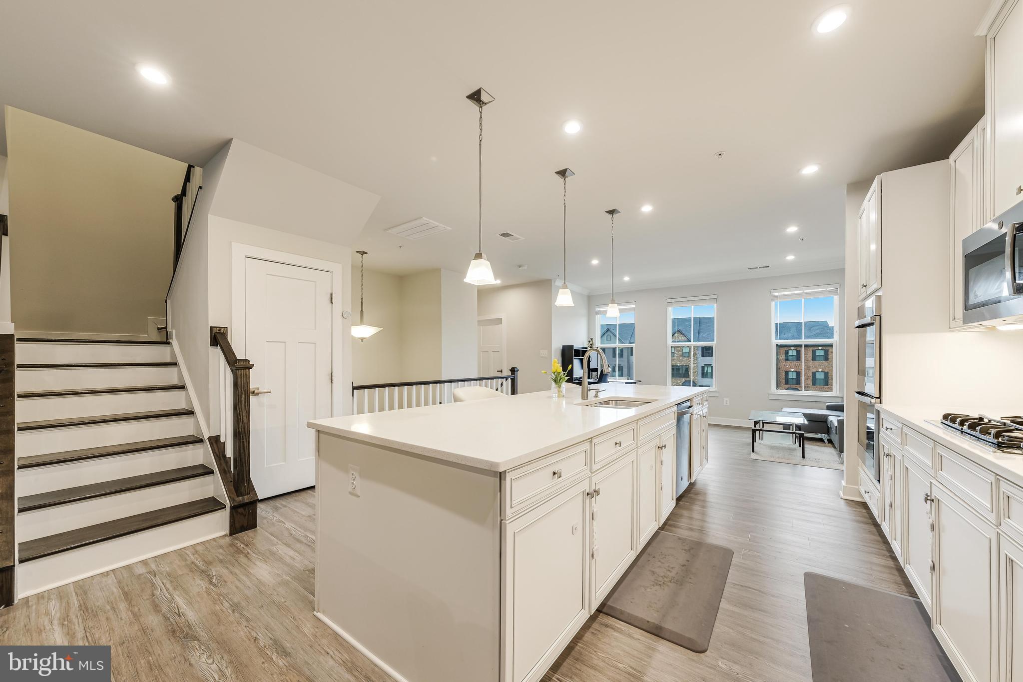 FOSTER'S GLEN - Residential Lease