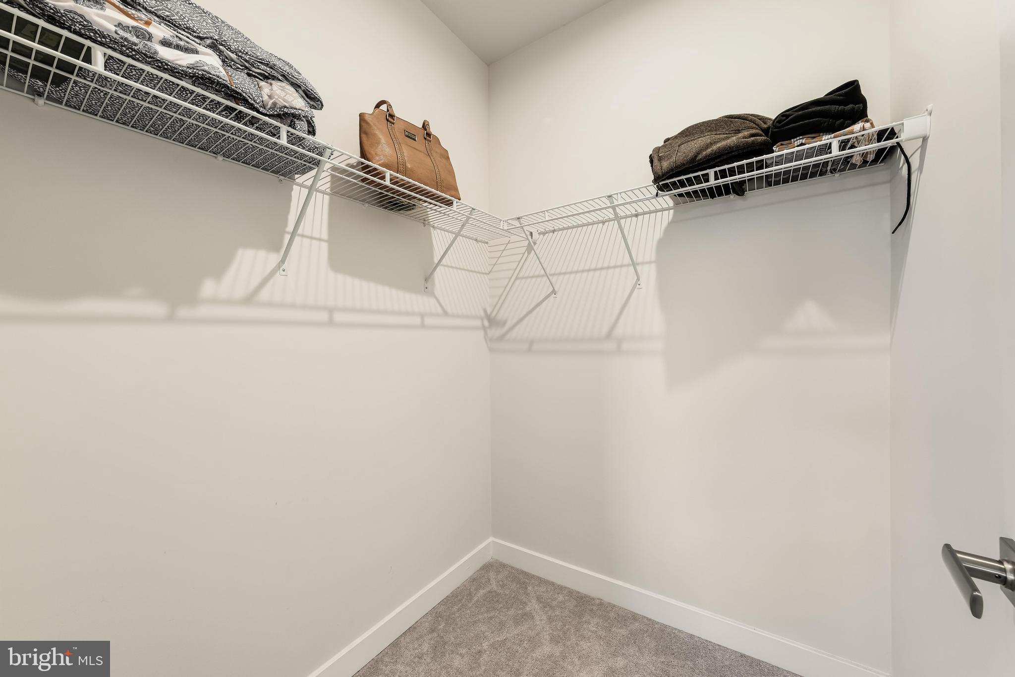 FOSTER'S GLEN - Residential Lease