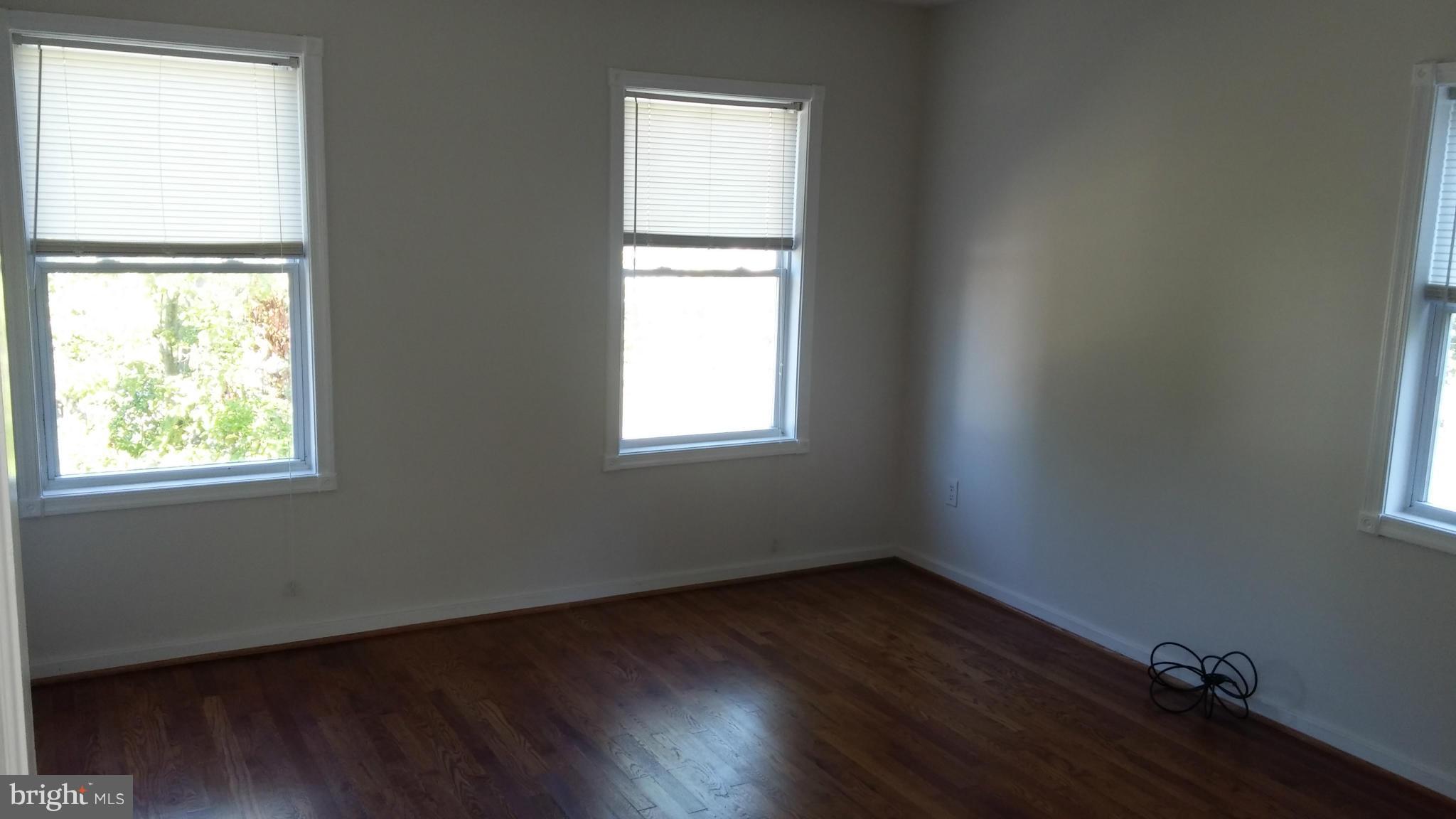 BUCKNELL MANOR - Residential