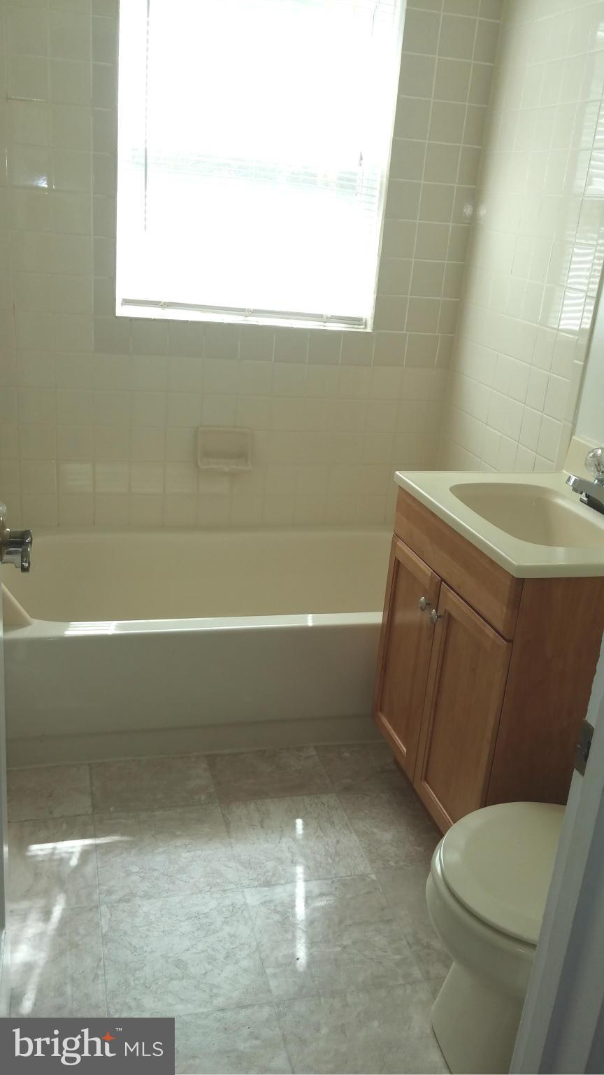 BUCKNELL MANOR - Residential