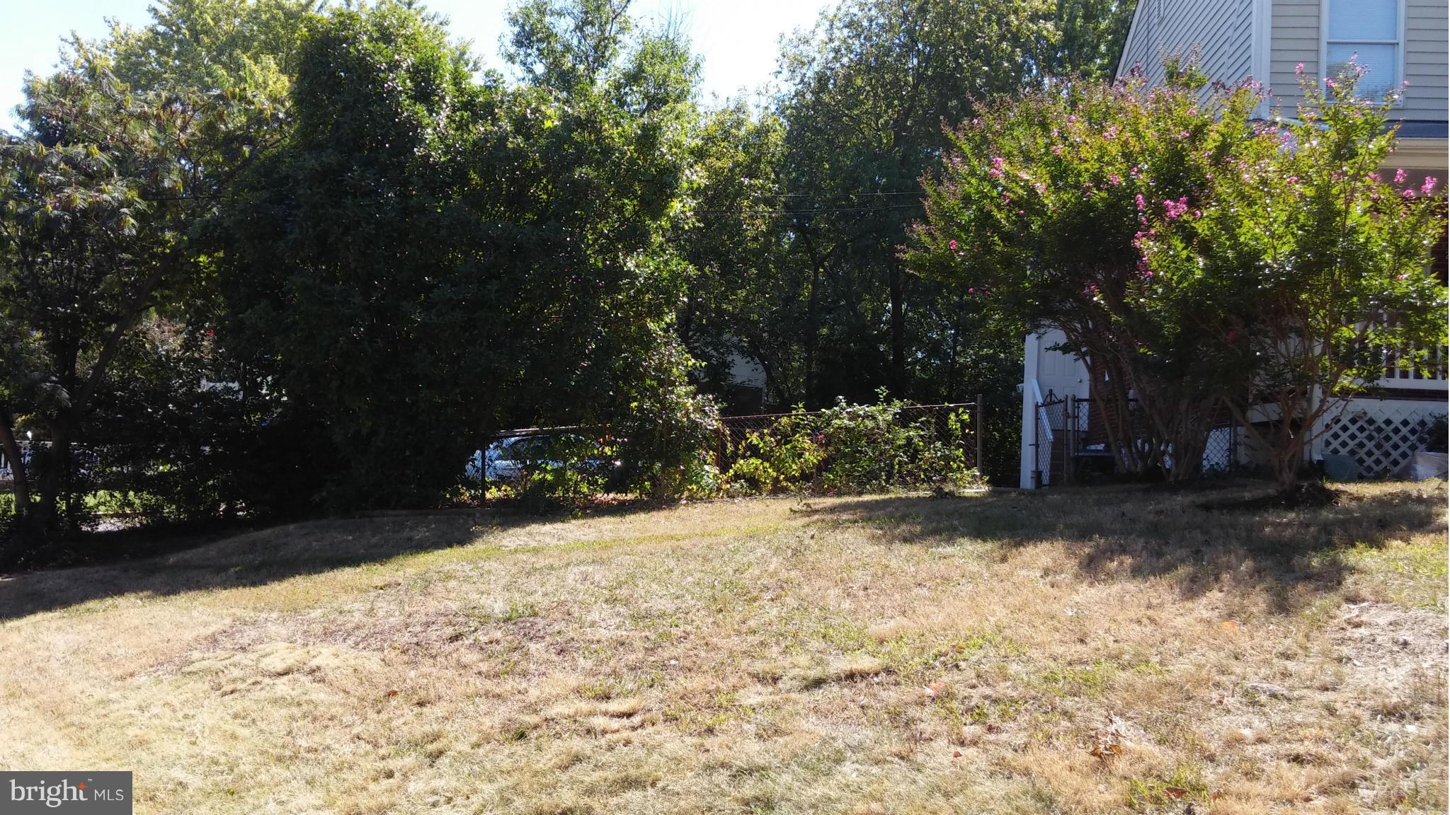 BUCKNELL MANOR - Residential