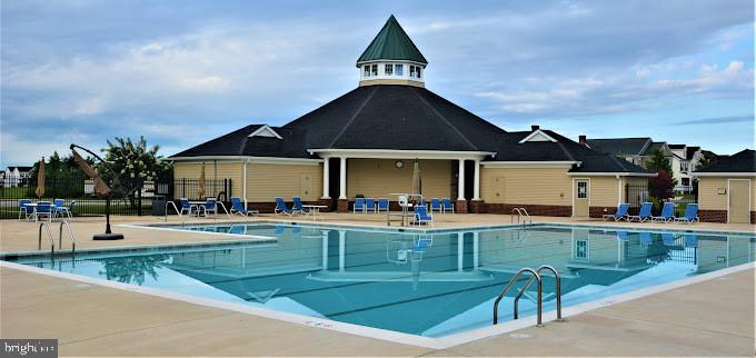 LEONARDS GRANT - Residential