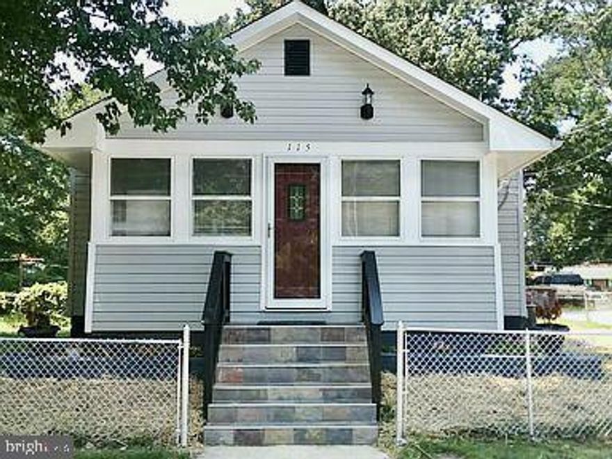 WELCOME HOME!!!! GREAT starter home for a beautiful family or single buyer! Home has been updated in all the right ways! Home has new floors, updated kitchen with new countertops, cabinets & a custom cutting board installed. Bar sitting area has a great view of the living room with an open floor plan. Come home and retreat to the updated bathroom with a NICE soaker jacuzzi tub. Home also boasts two spacious bedrooms. 

This house is DEFINITELY a home! Nestled in a nice quaint neighborhood with  close proximity to all the community gems of Indian Head. DEFINITELY a must-see!