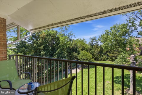 Condo For Sale - 3334 Spring Lane #B-46<br/> FALLS CHURCH, VA 22041