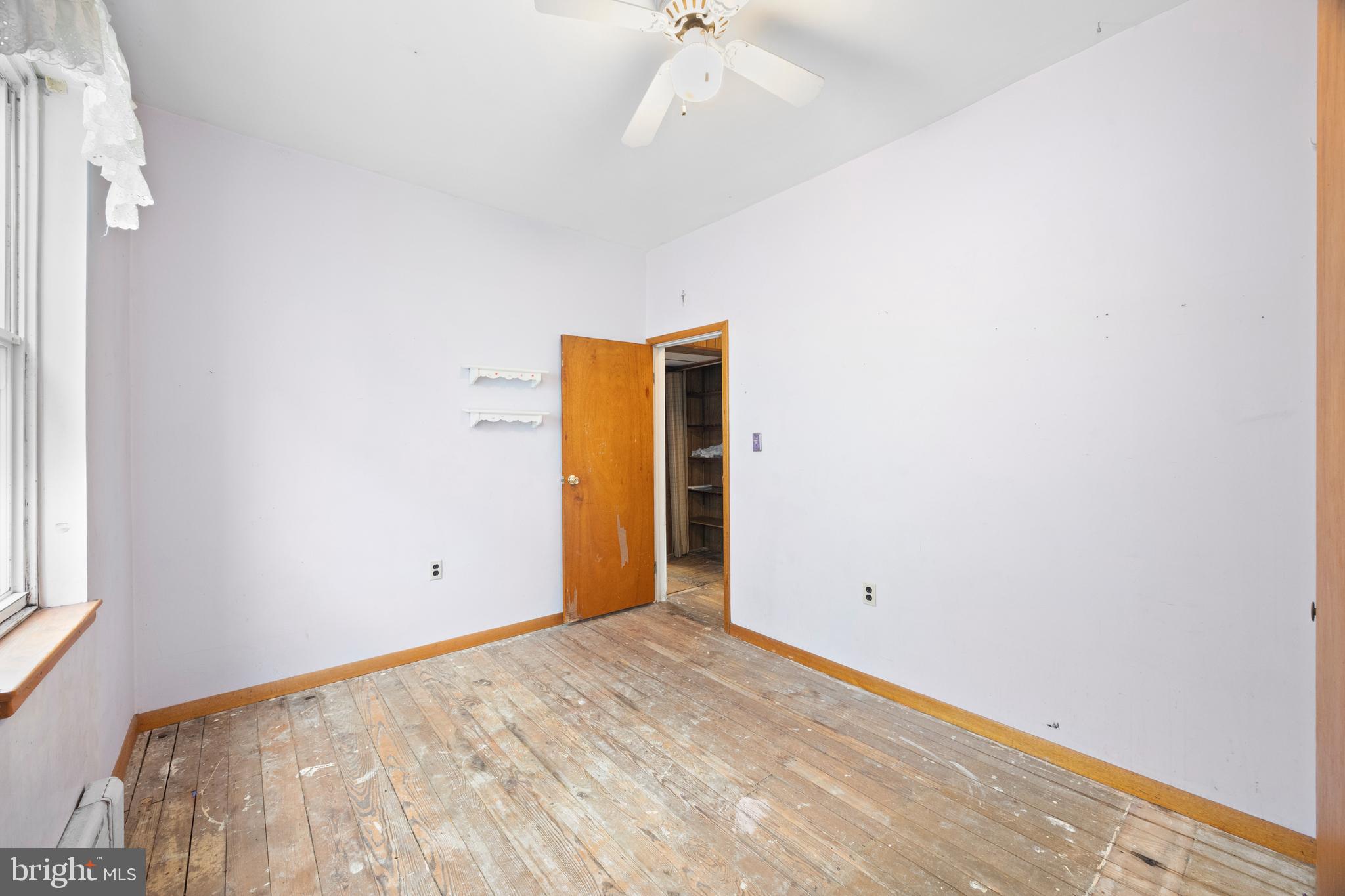 ROXBOROUGH - Residential