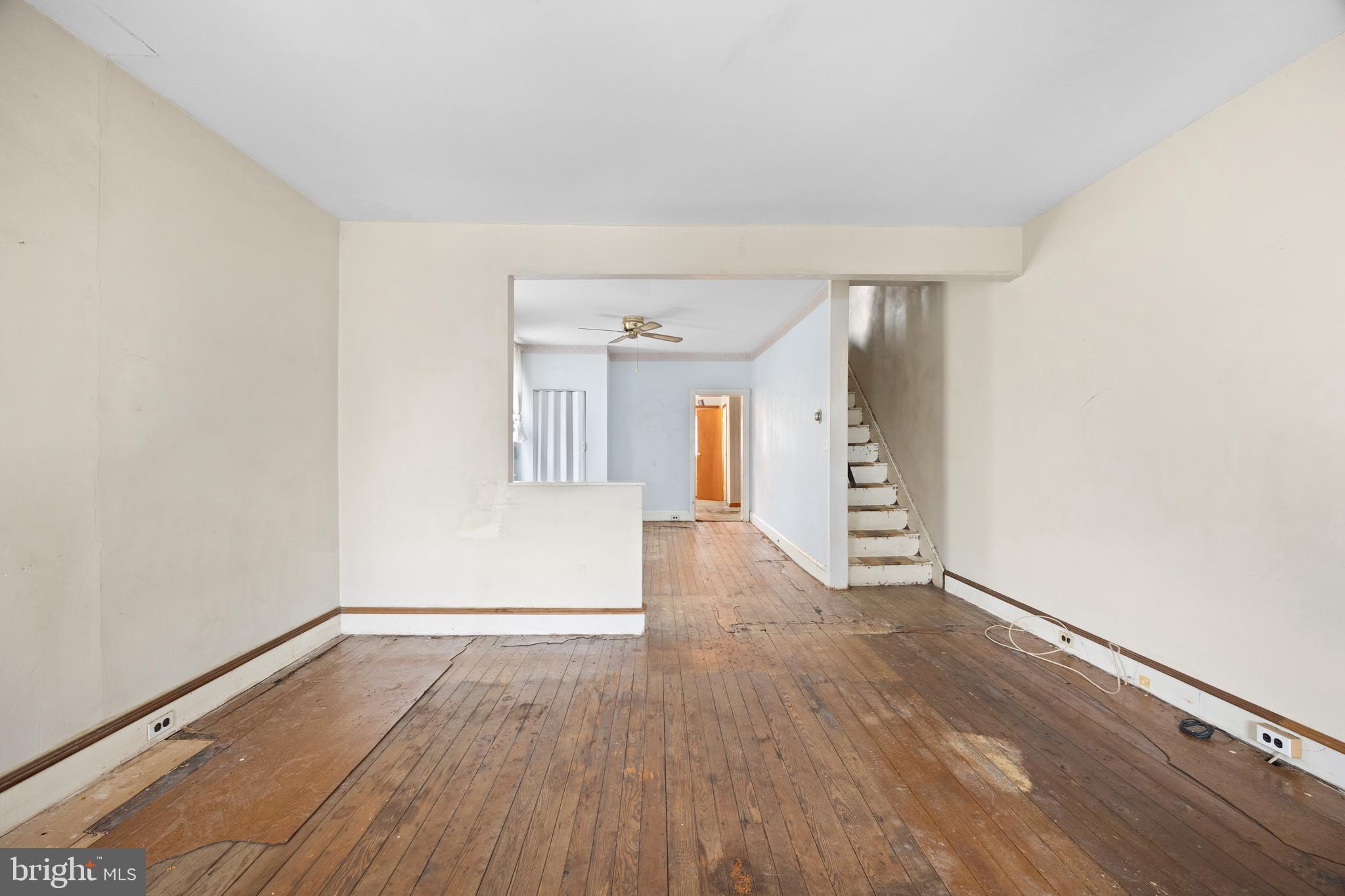 ROXBOROUGH - Residential