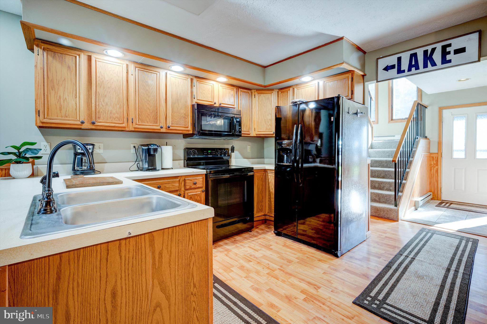 10 LAUREL BROOK DRIVE 10