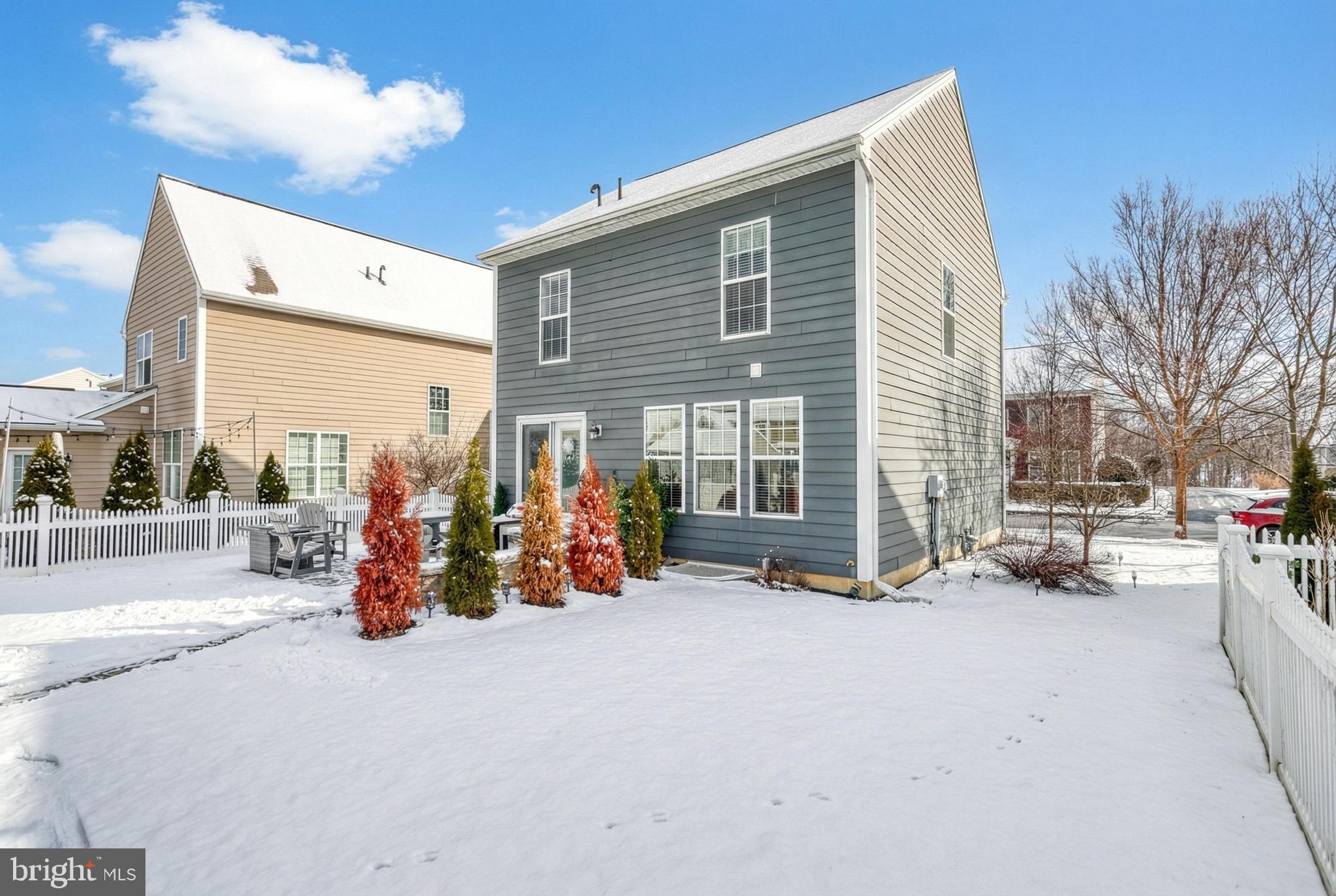 17 TAVERN HOUSE HILL