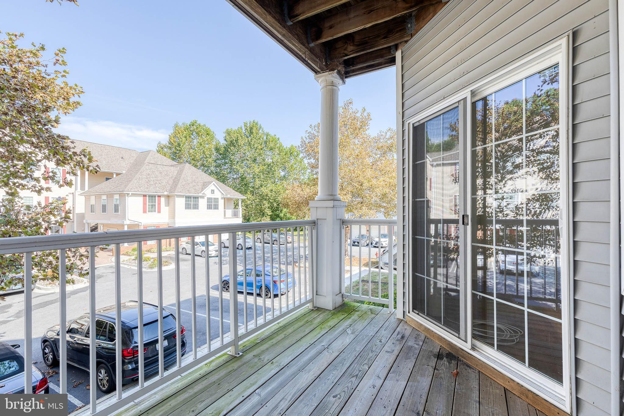 OWINGS MILLS NEWTOWN - Residential Lease