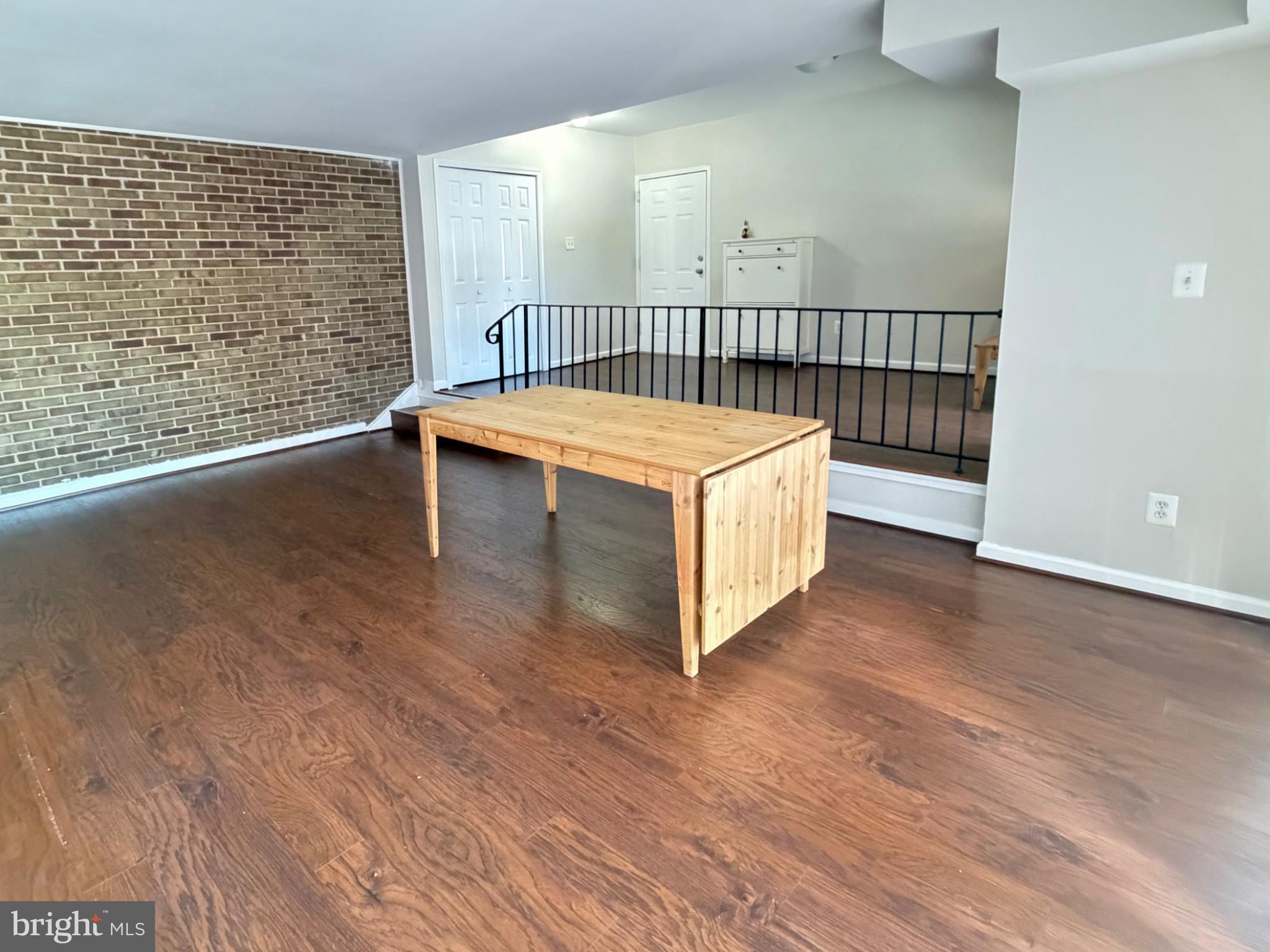 4709 TECUMSEH STREET 201