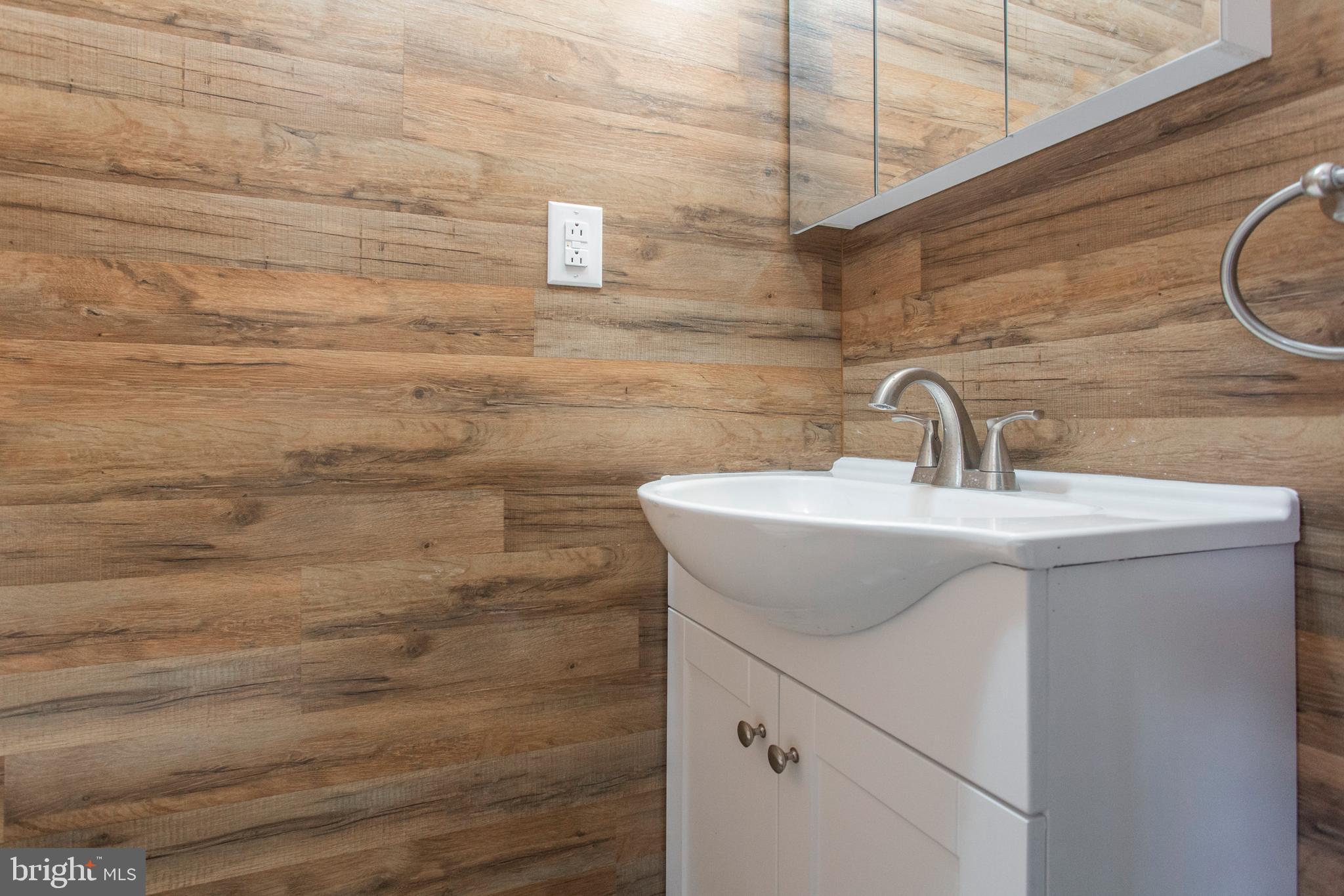 POINT BREEZE - Residential Lease