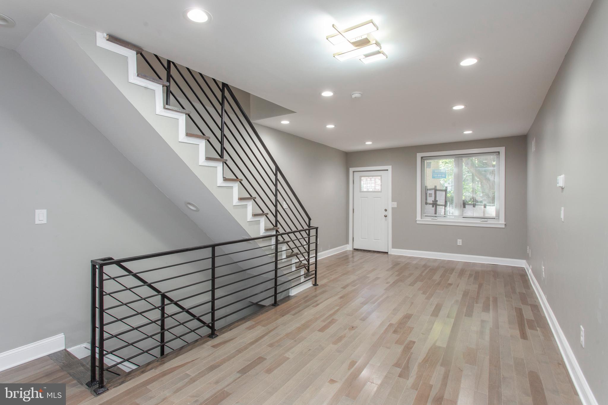 POINT BREEZE - Residential Lease