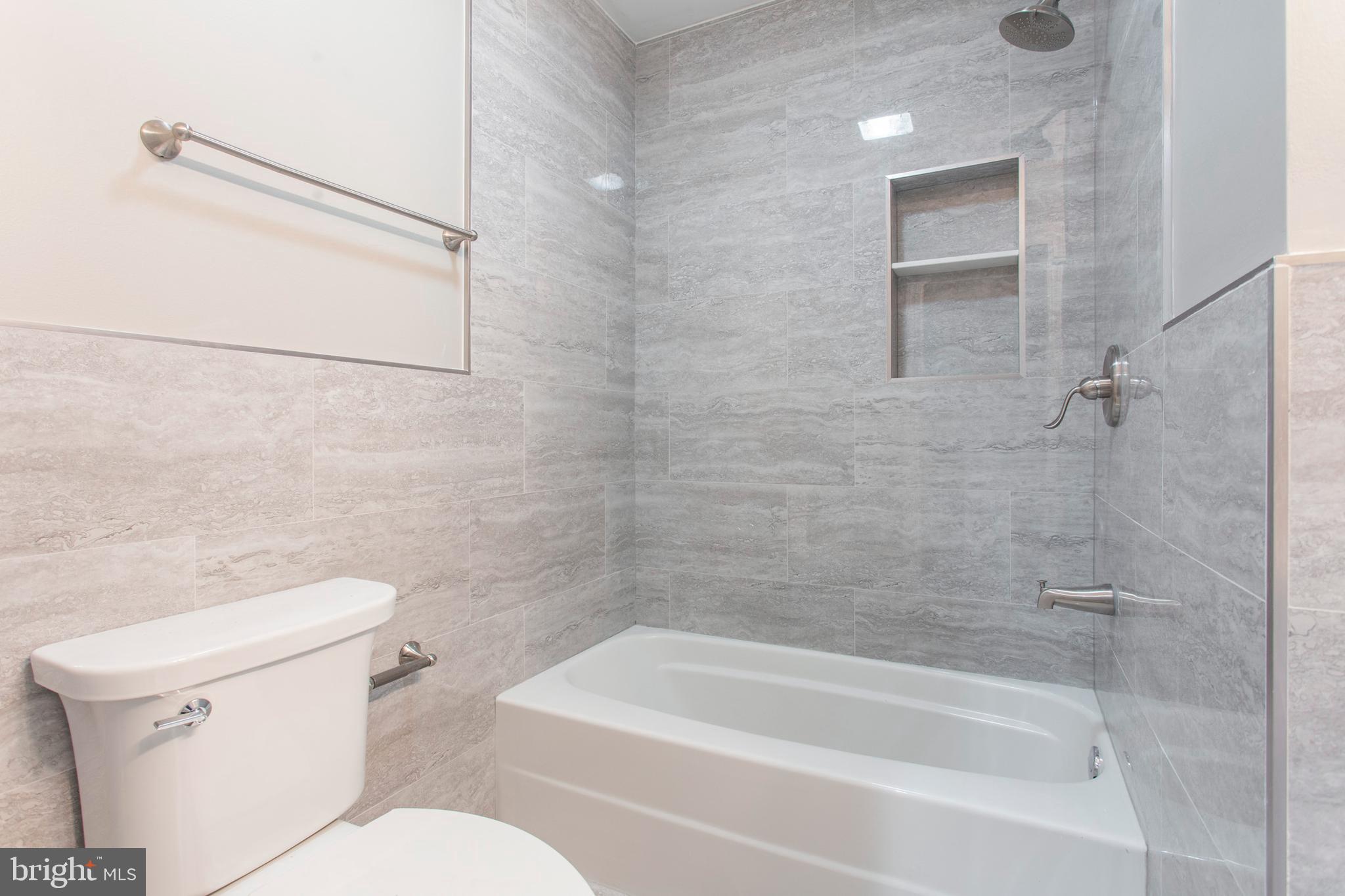 POINT BREEZE - Residential Lease