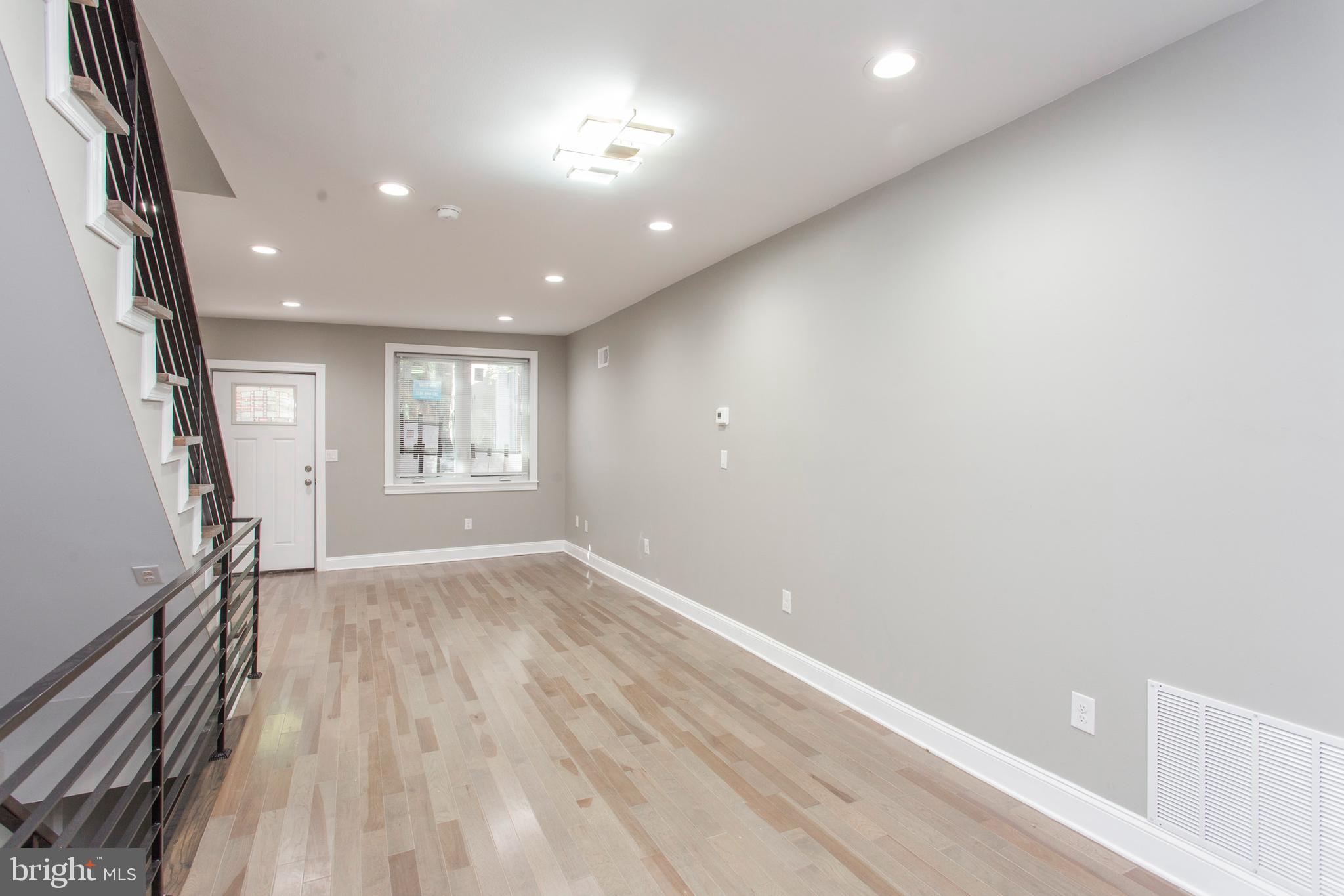 POINT BREEZE - Residential Lease