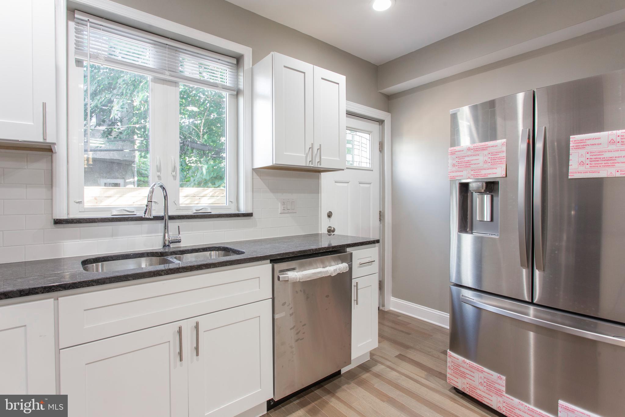 POINT BREEZE - Residential Lease